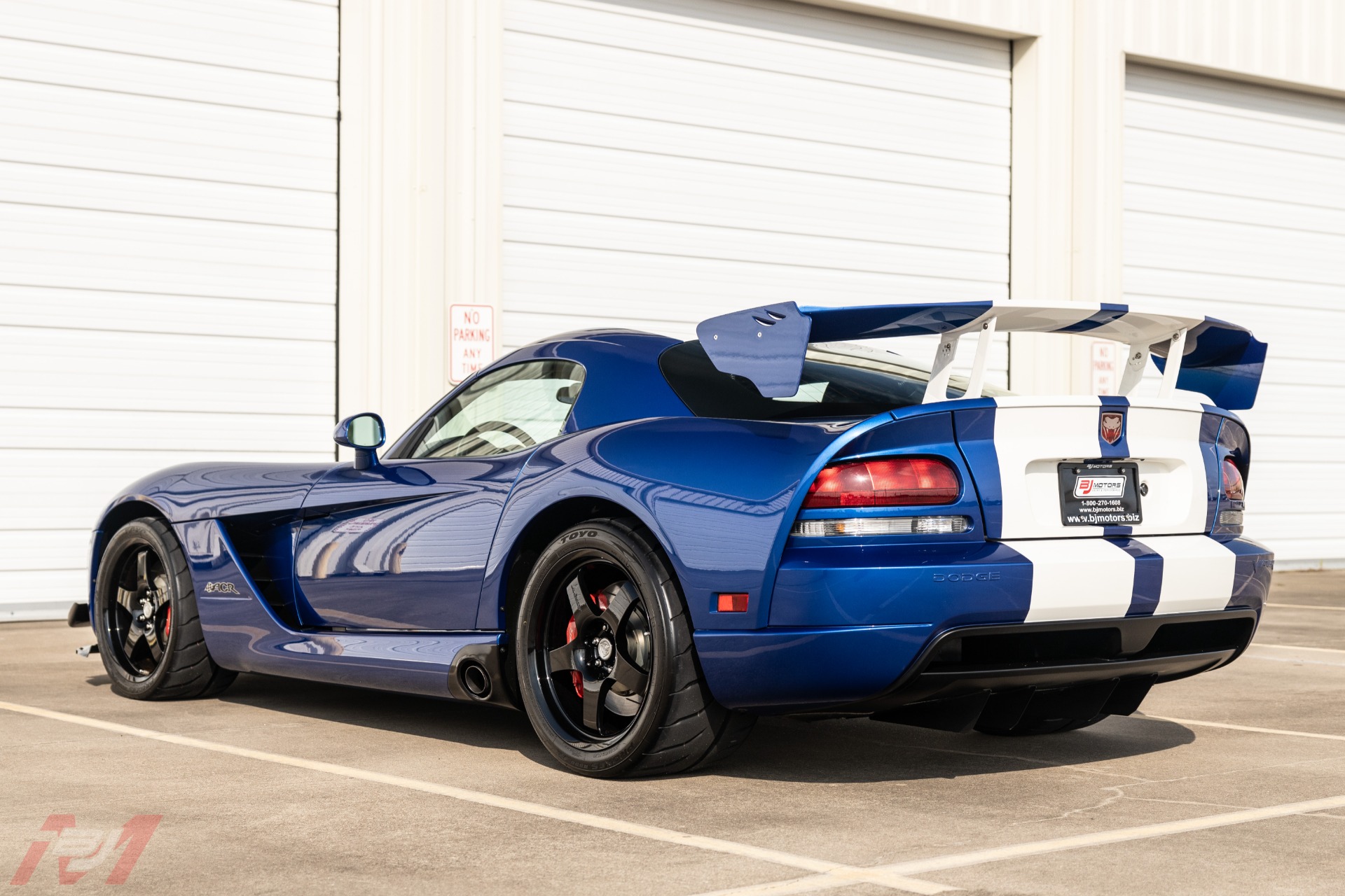 Used-2010-Dodge-Viper-ACR