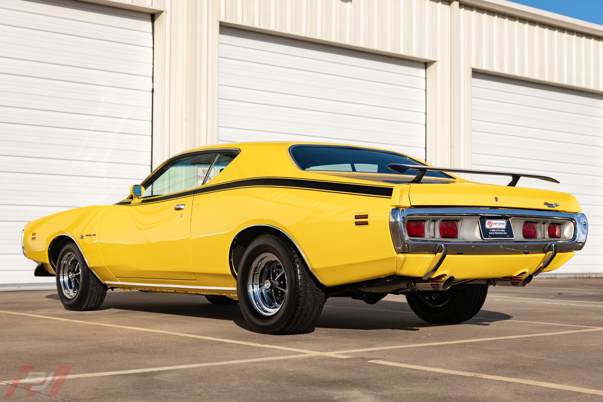 Used-1971-Dodge-Charger-Super-Bee-440-Six-Pack