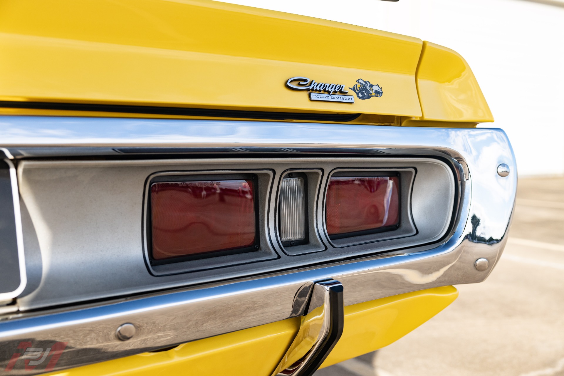 Used-1971-Dodge-Charger-Super-Bee-440-Six-Pack