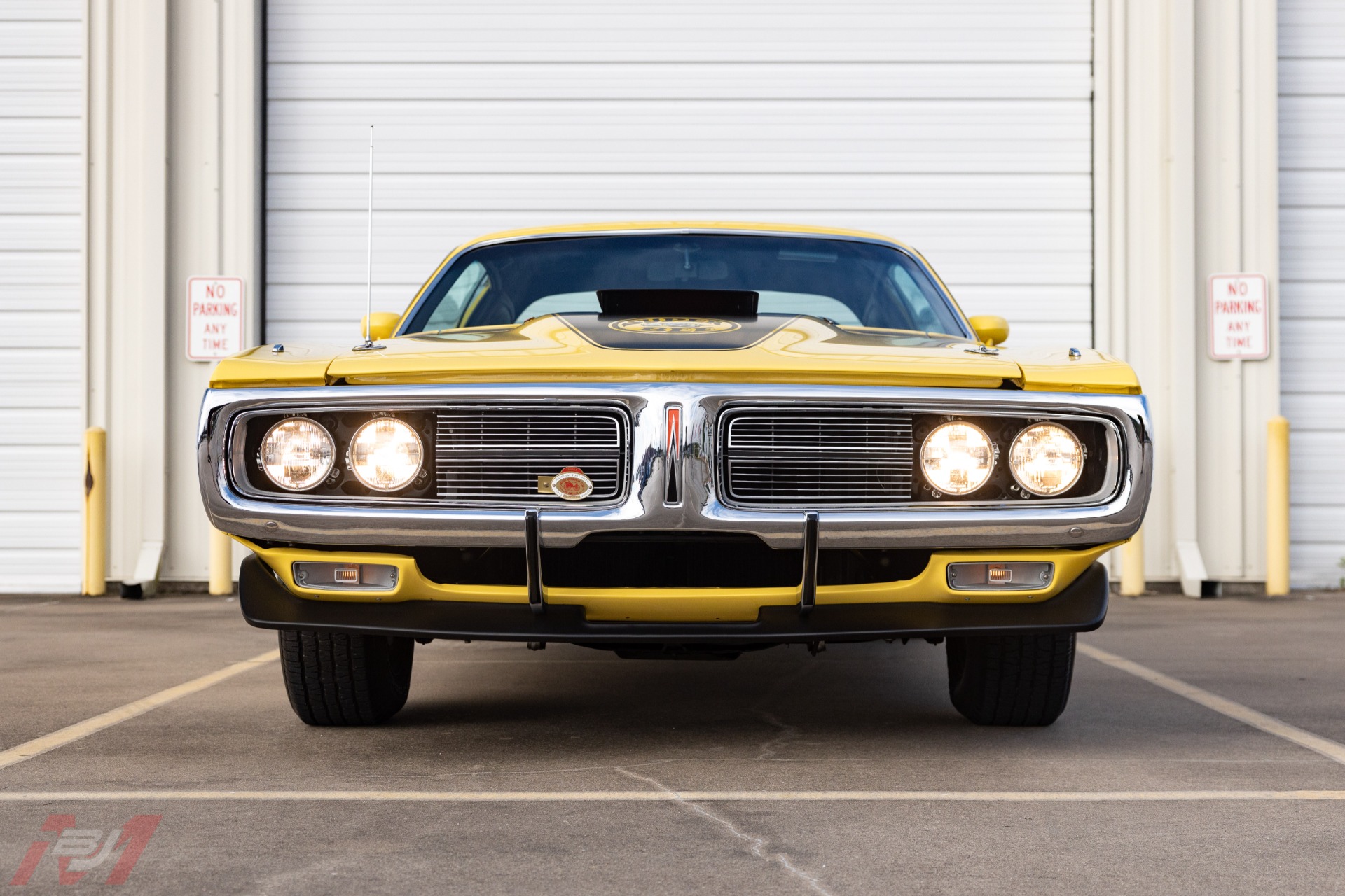 Used-1971-Dodge-Charger-Super-Bee-440-Six-Pack