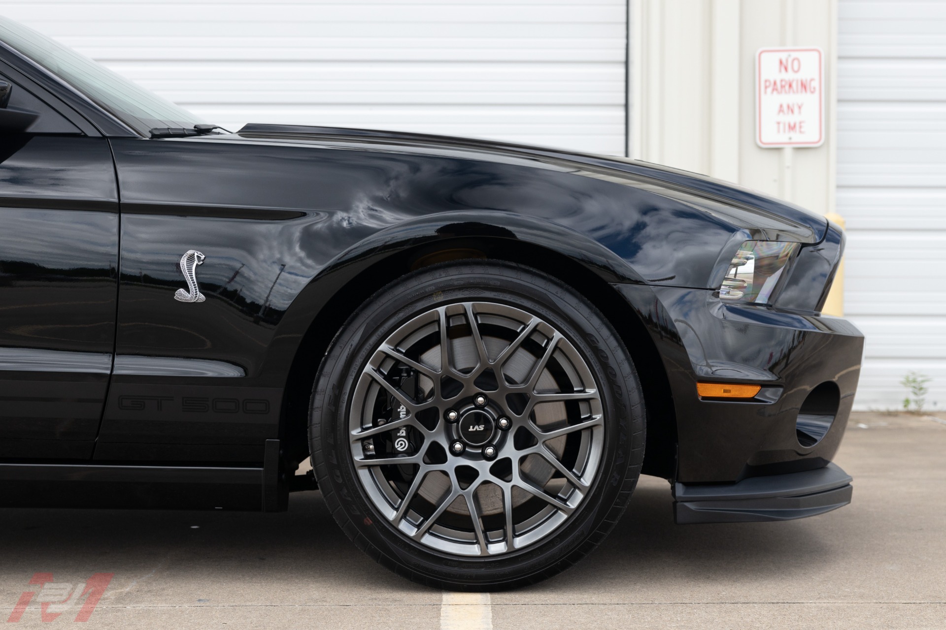 Used-2013-Ford-Mustang-Shelby-GT500