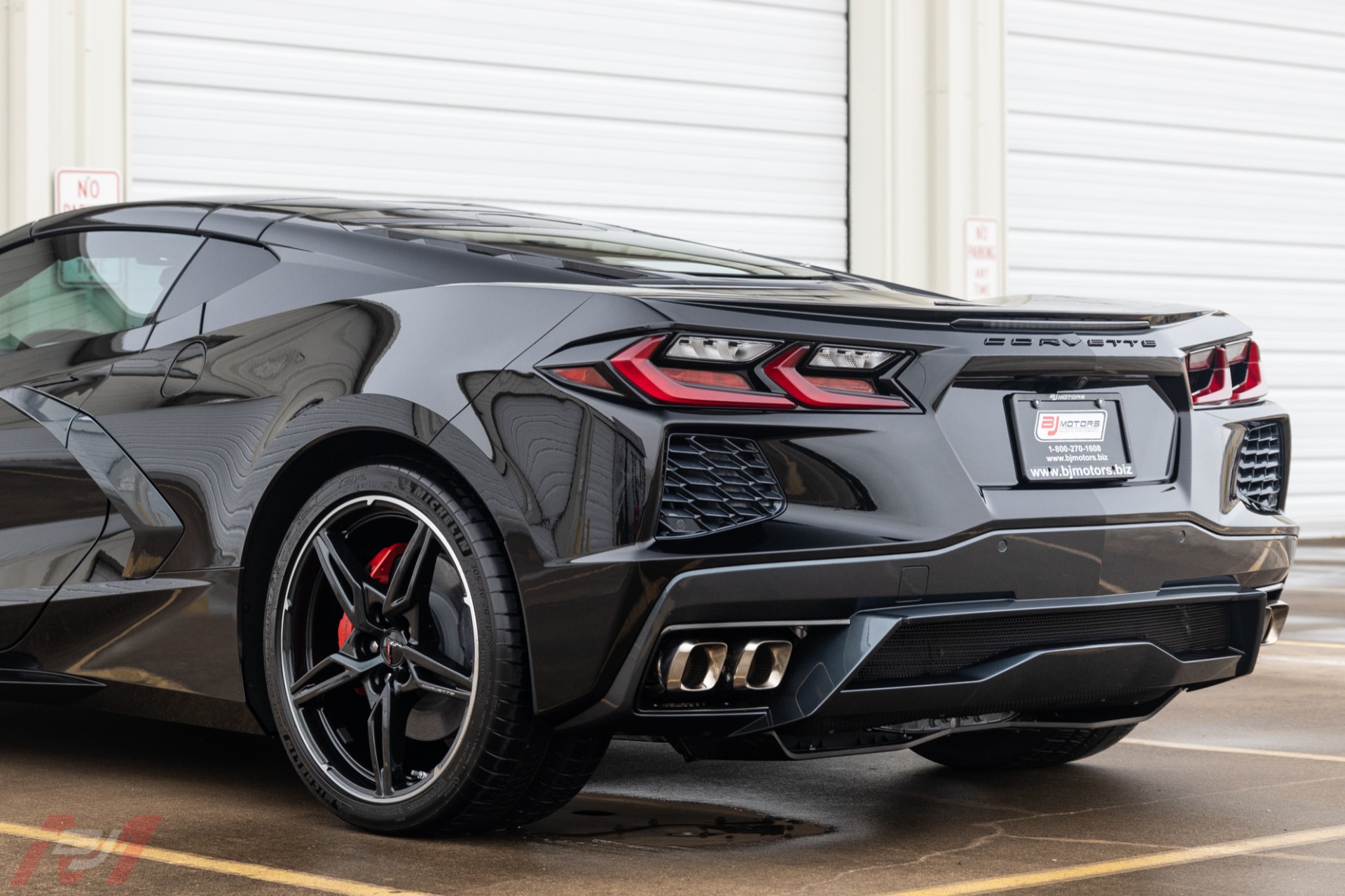 Used-2021-Chevrolet-Corvette-Stingray-1LT