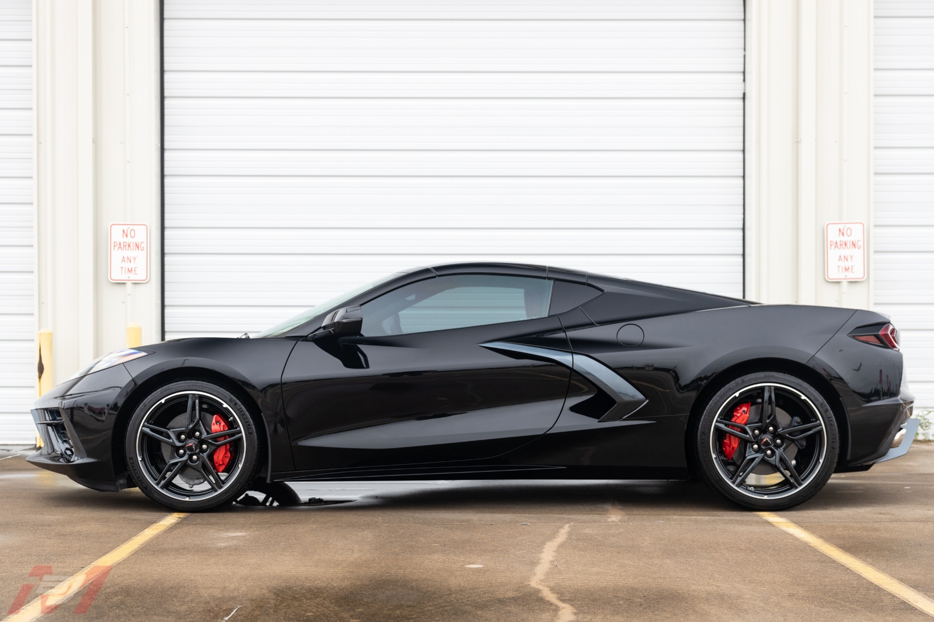 Used-2021-Chevrolet-Corvette-Stingray-1LT