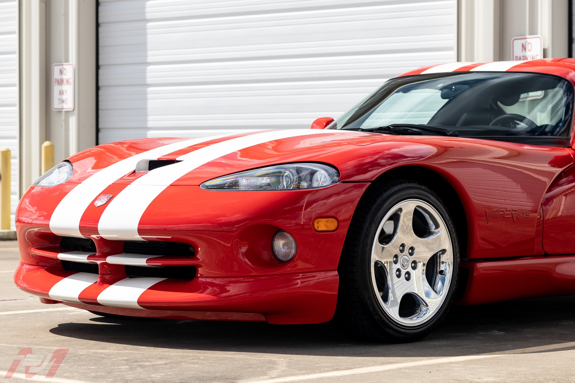 Used-2002-Dodge-Viper-GTS-Final-Edition