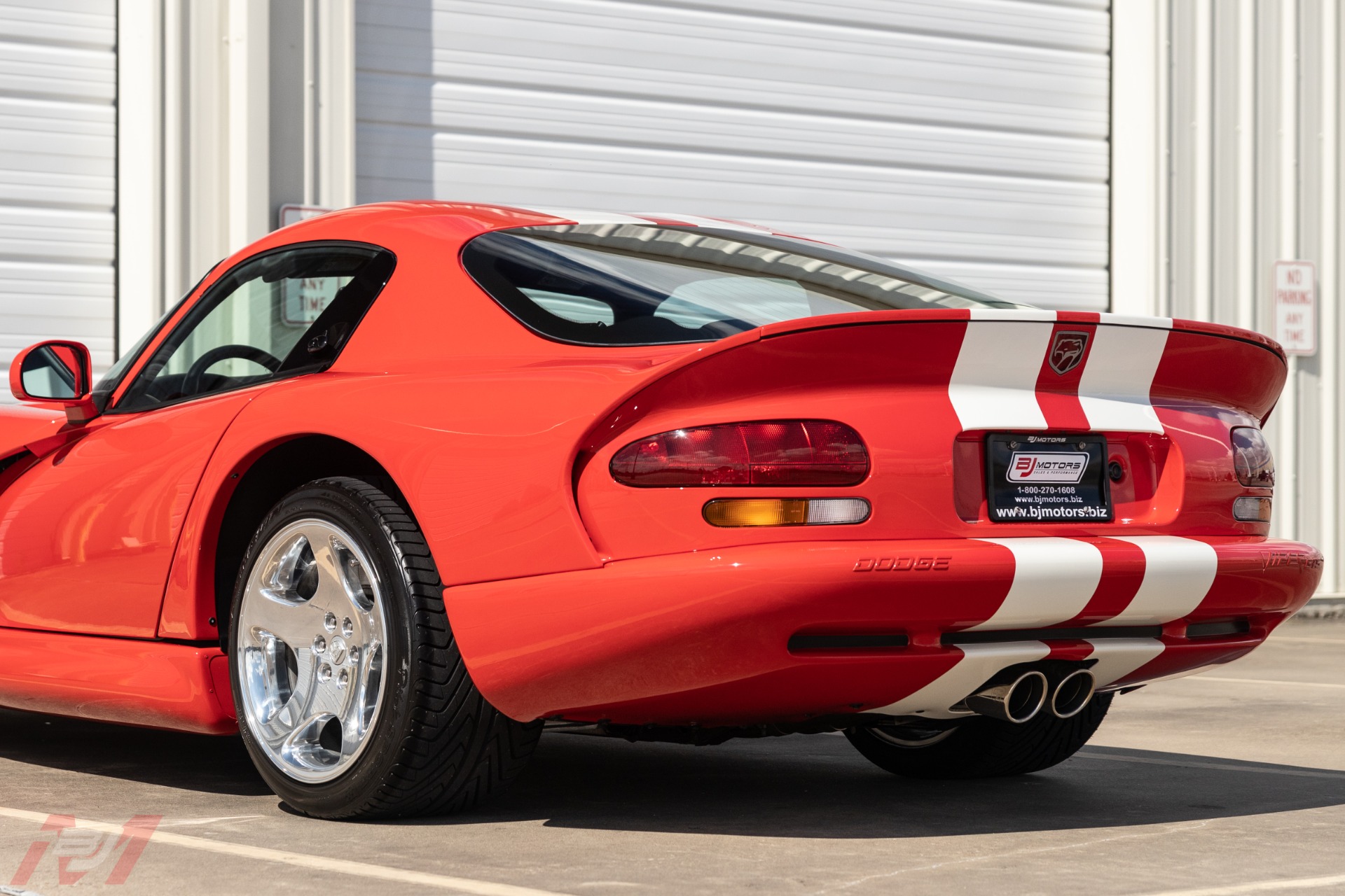 Used-2002-Dodge-Viper-GTS-Final-Edition