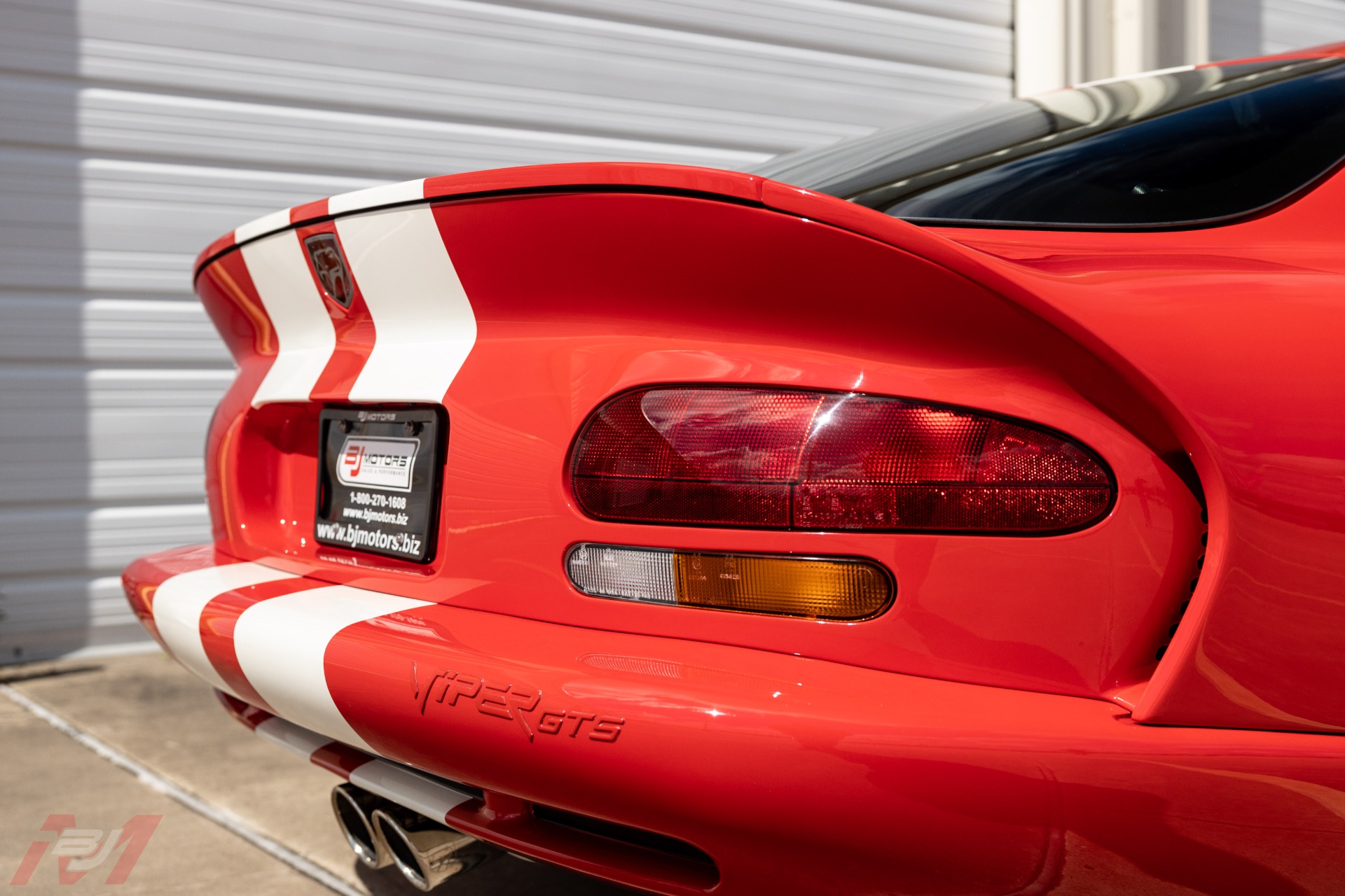 Used-2002-Dodge-Viper-GTS-Final-Edition