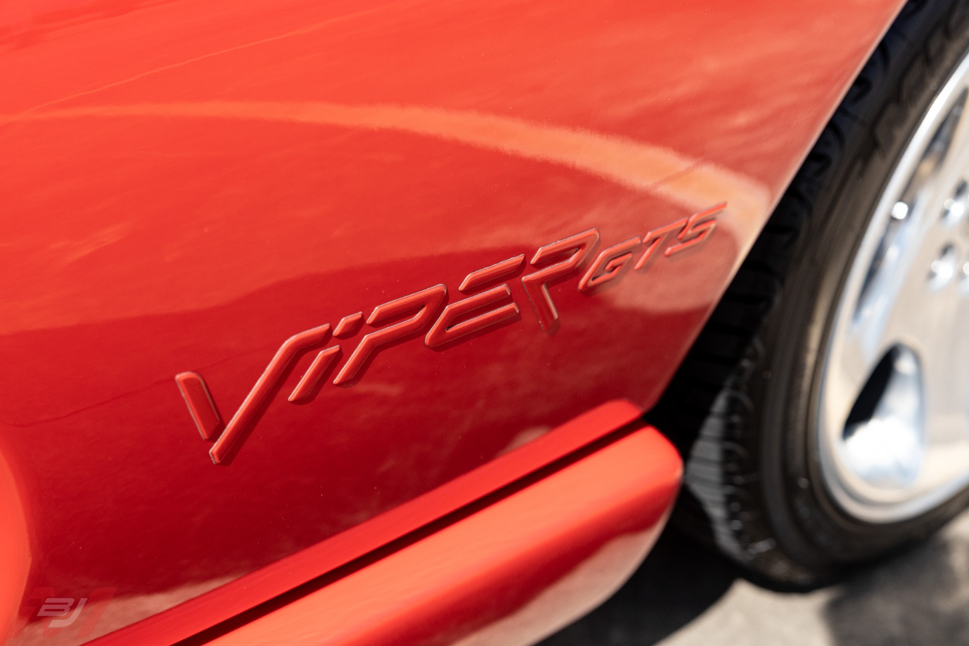 Used-2002-Dodge-Viper-GTS-Final-Edition