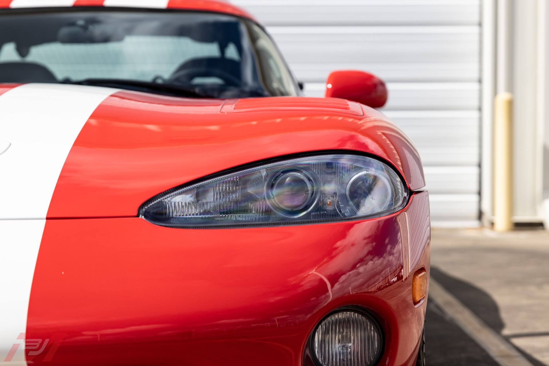 Used-2002-Dodge-Viper-GTS-Final-Edition