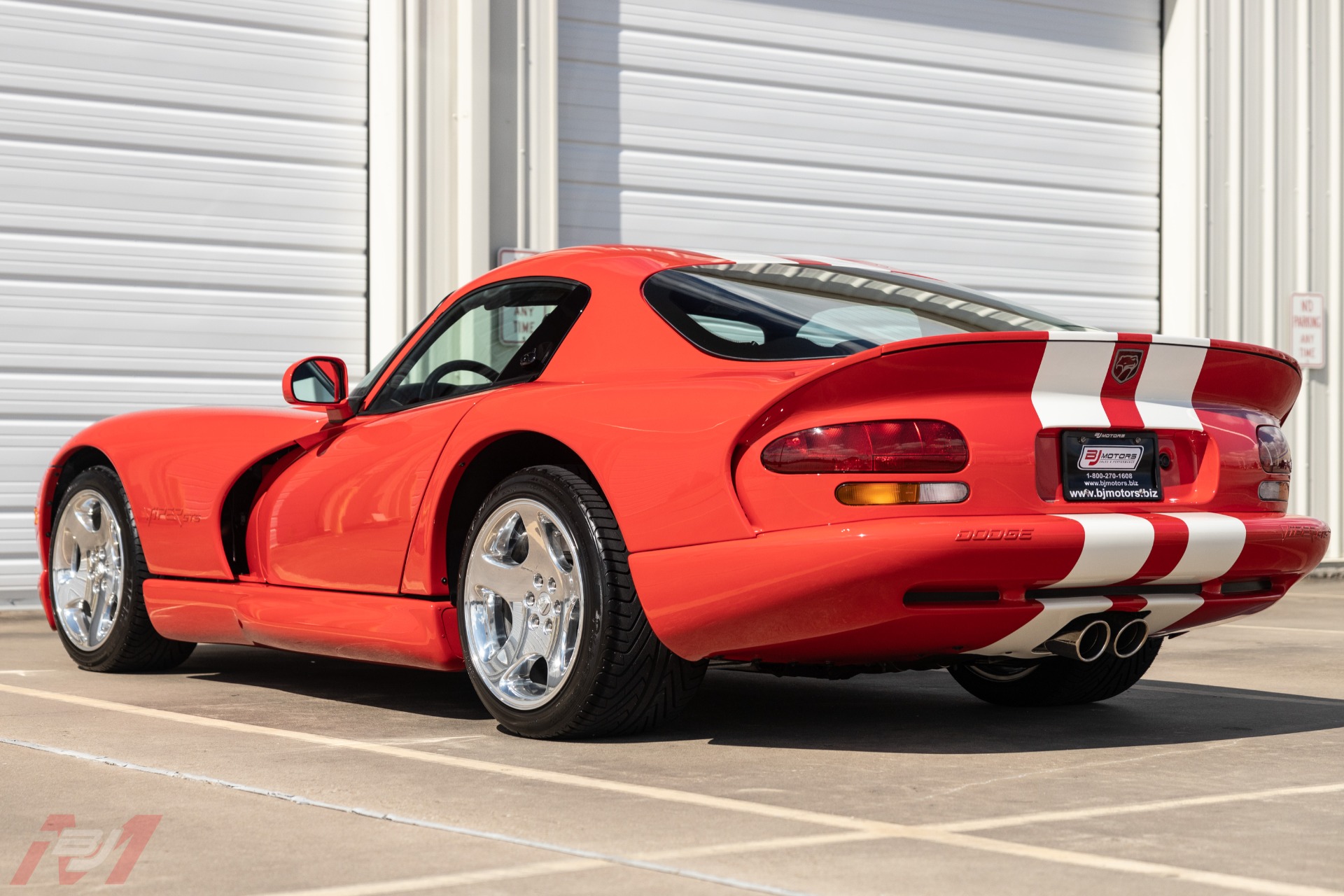 Used-2002-Dodge-Viper-GTS-Final-Edition