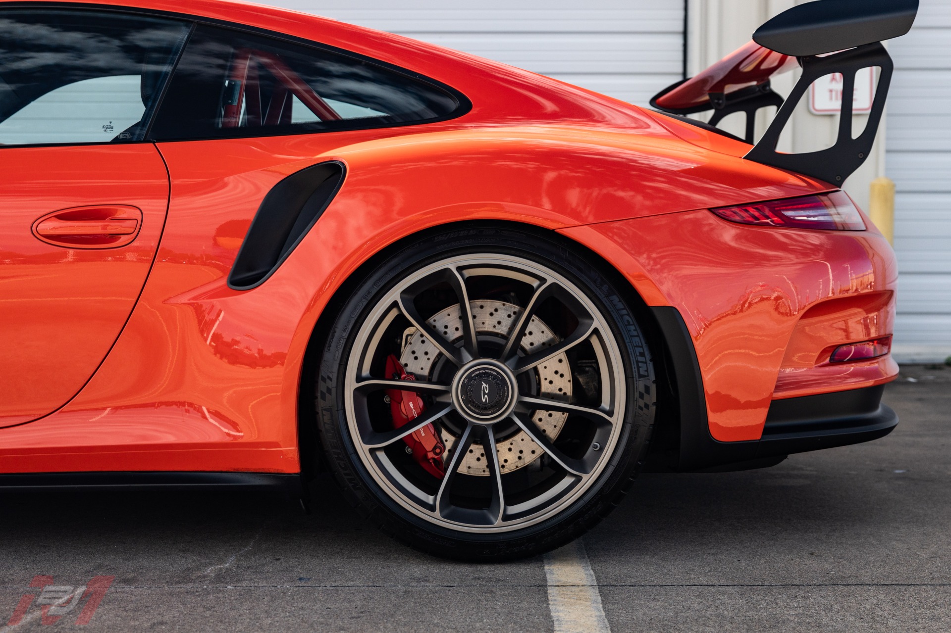 Used-2016-Porsche-911-GT3-RS