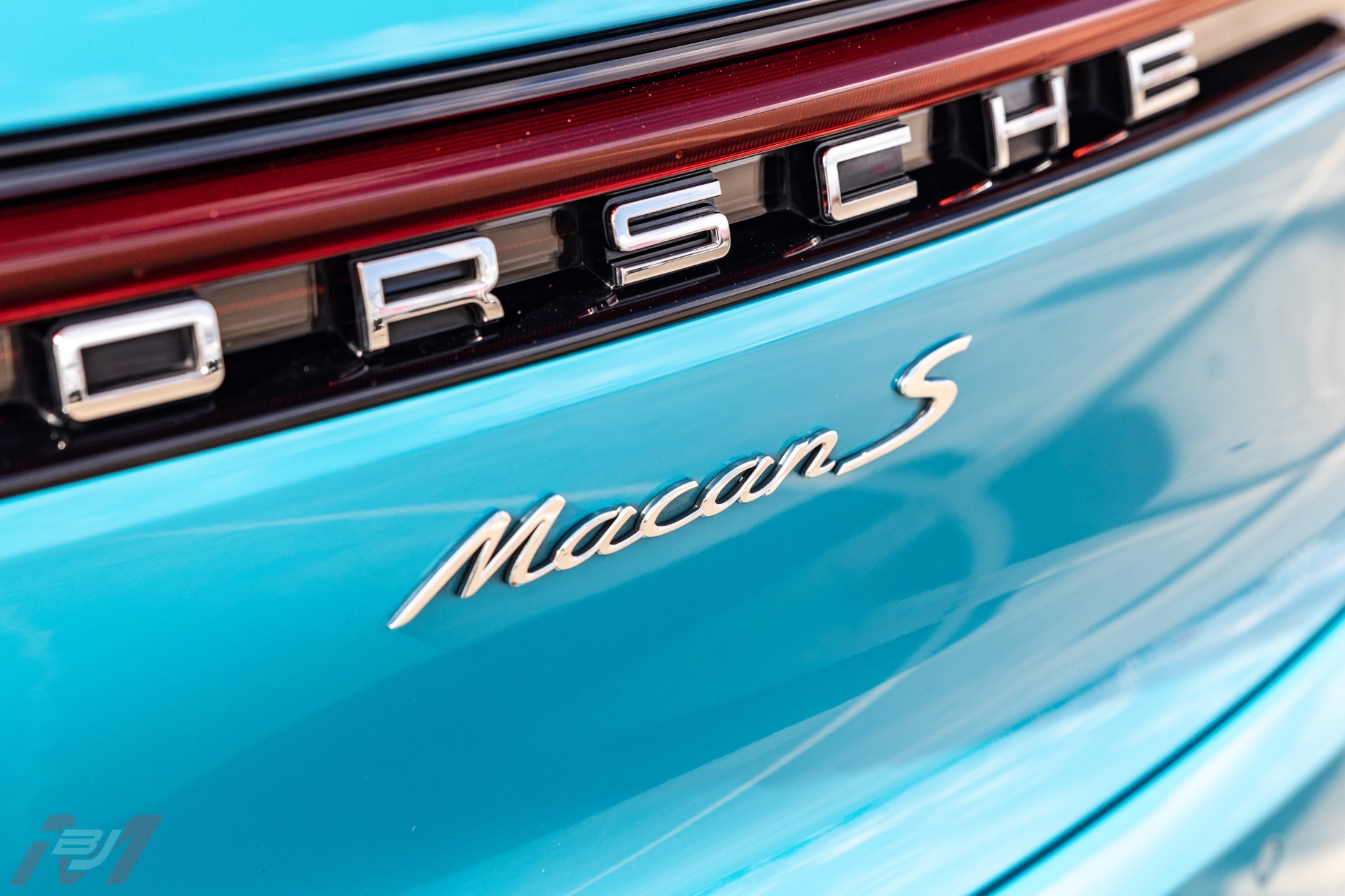 Used-2019-Porsche-Macan-S