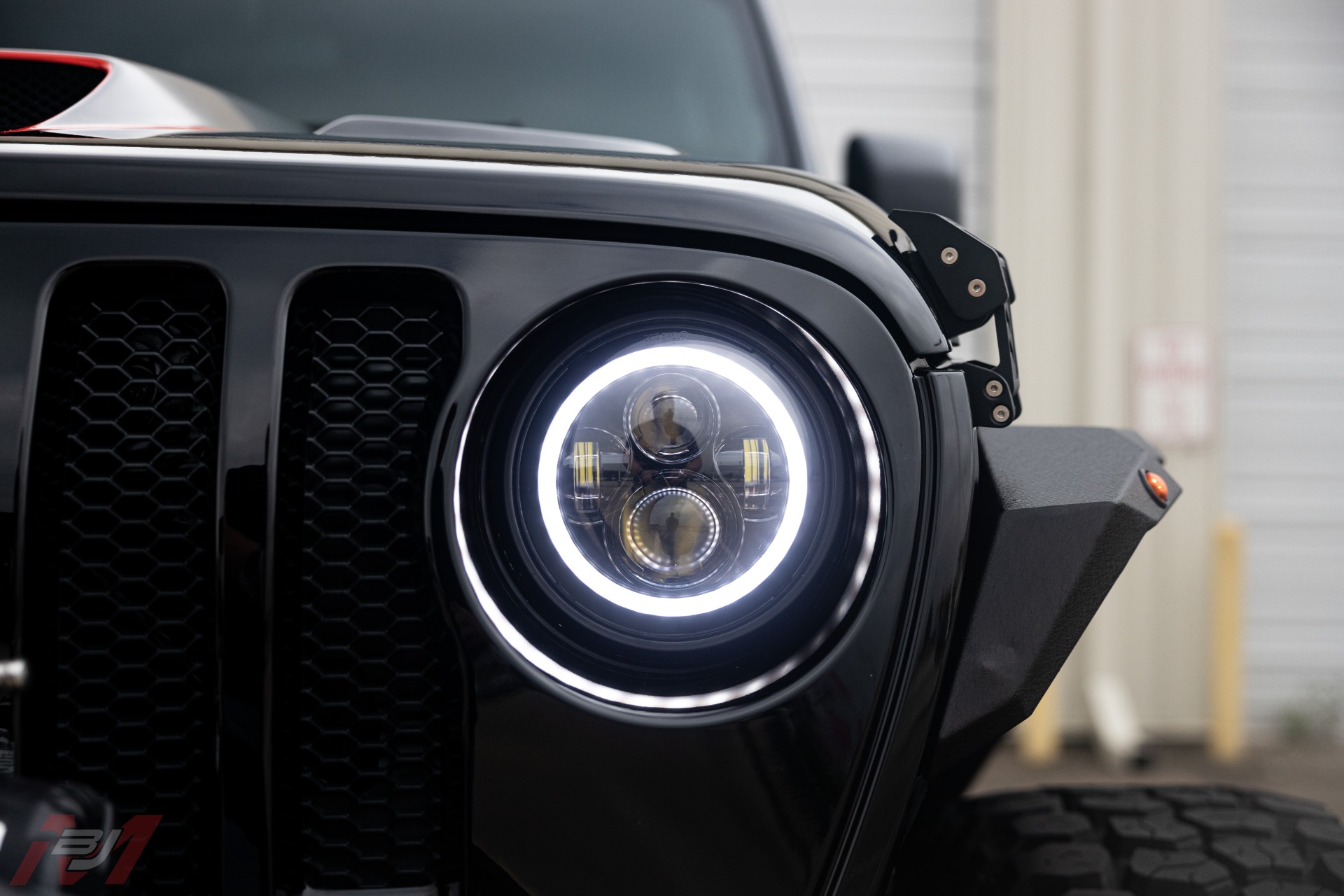 Used-2019-Jeep-Wrangler-Unlimited-Sport