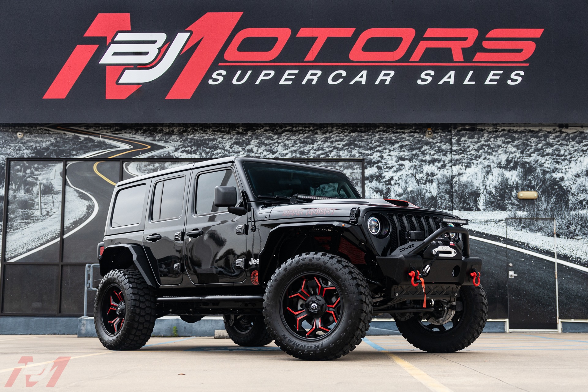 Used-2019-Jeep-Wrangler-Unlimited-Sport