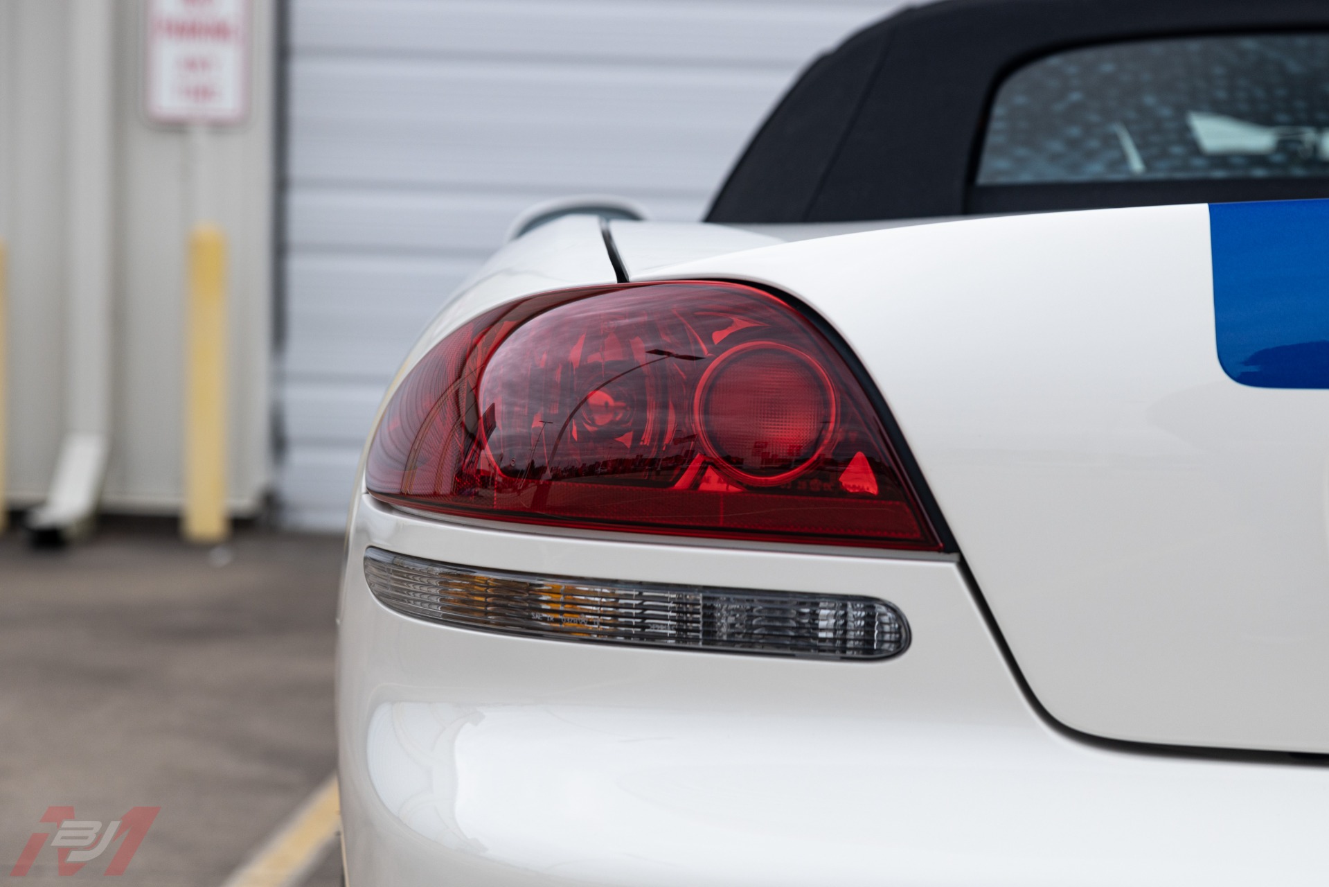 Used-2005-Dodge-Viper-SRT-10-Commemorative-Edition