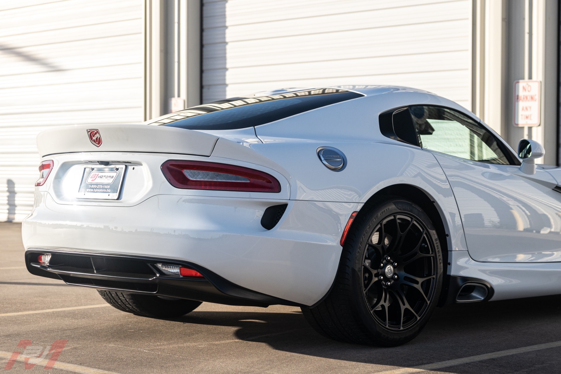 Used-2016-Dodge-Viper-SRT