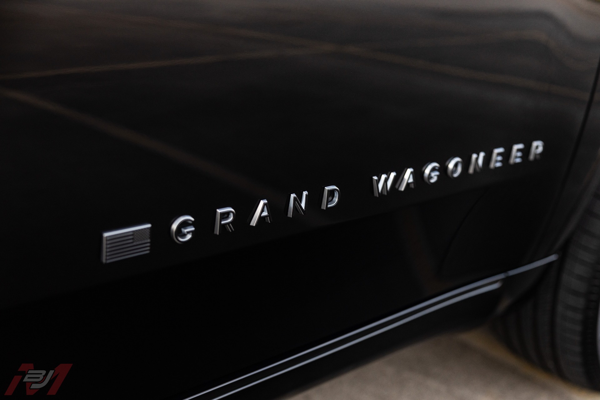 Used-2022-Jeep-Grand-Wagoneer-Obsidian