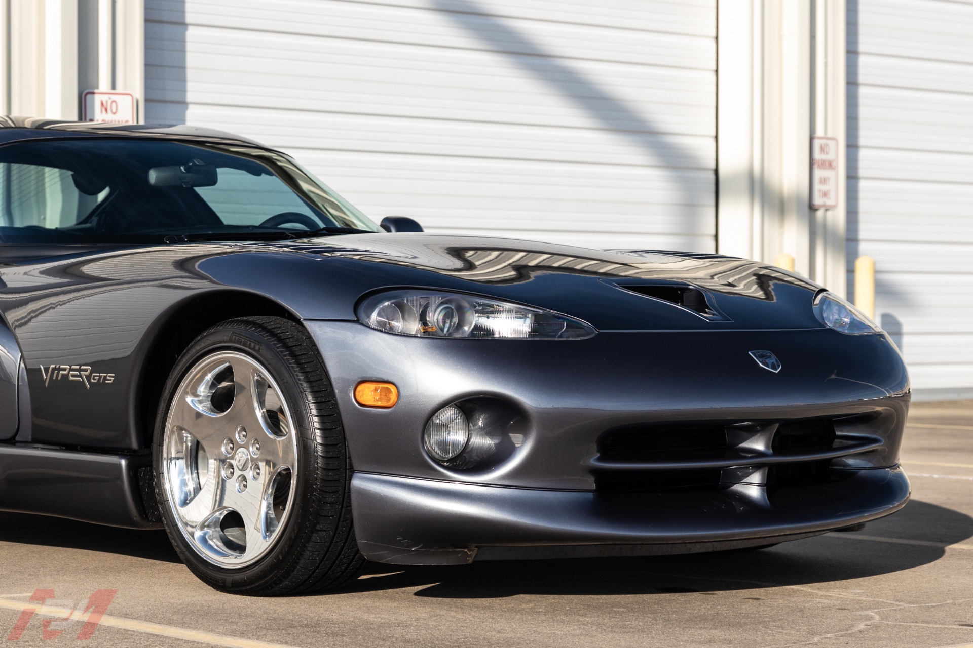 Used-2000-Dodge-Viper-GTS