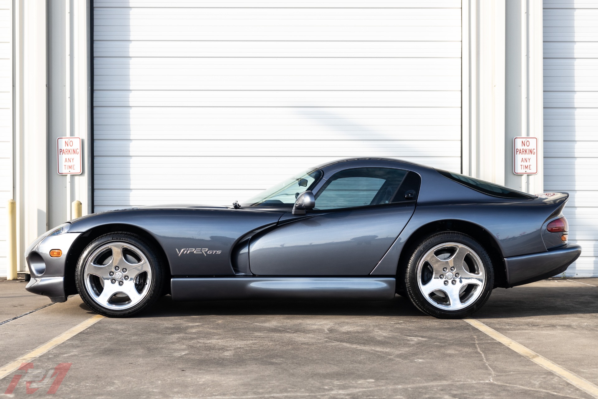 Used-2000-Dodge-Viper-GTS