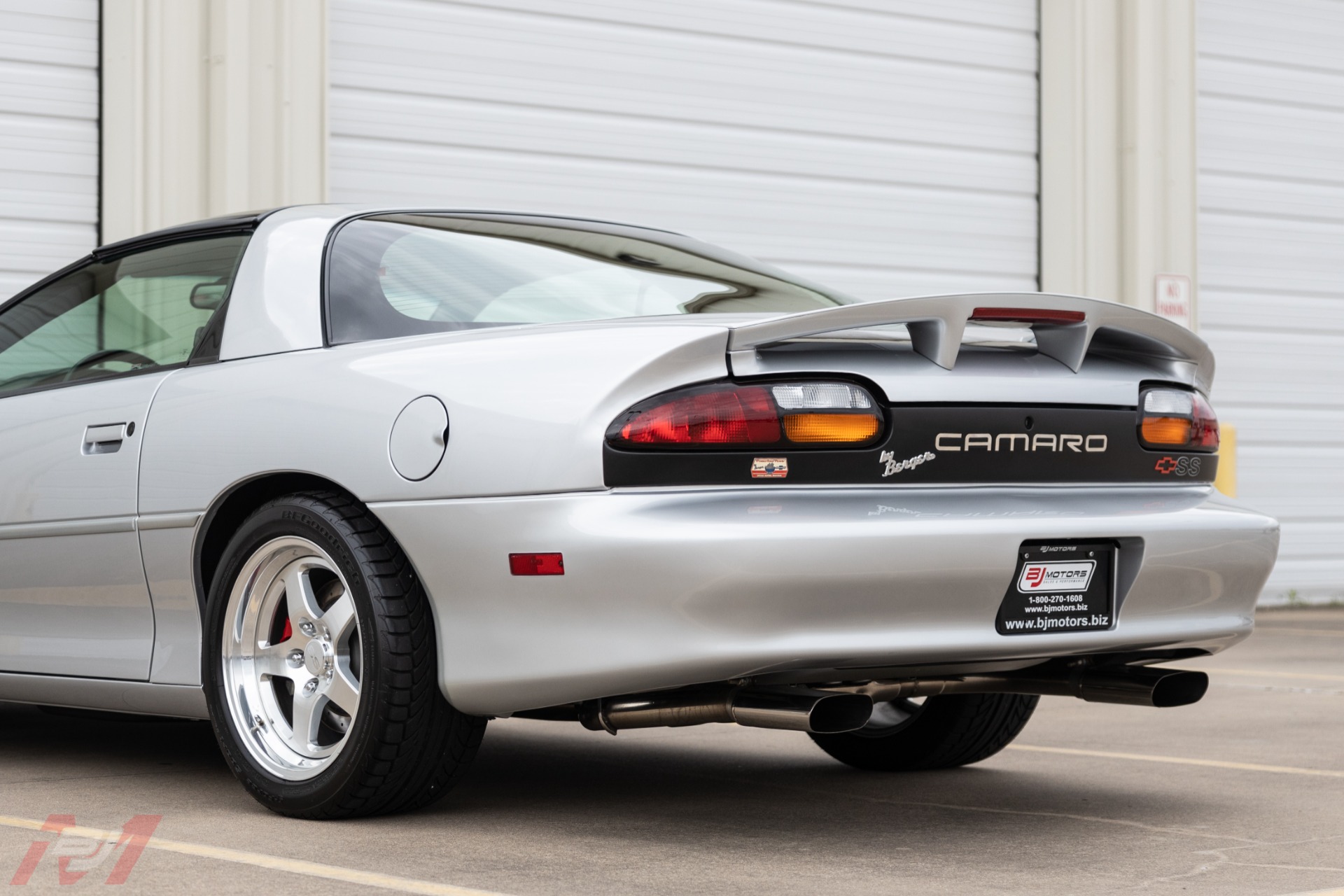 Used-2002-Chevrolet-Camaro-SS-Berger