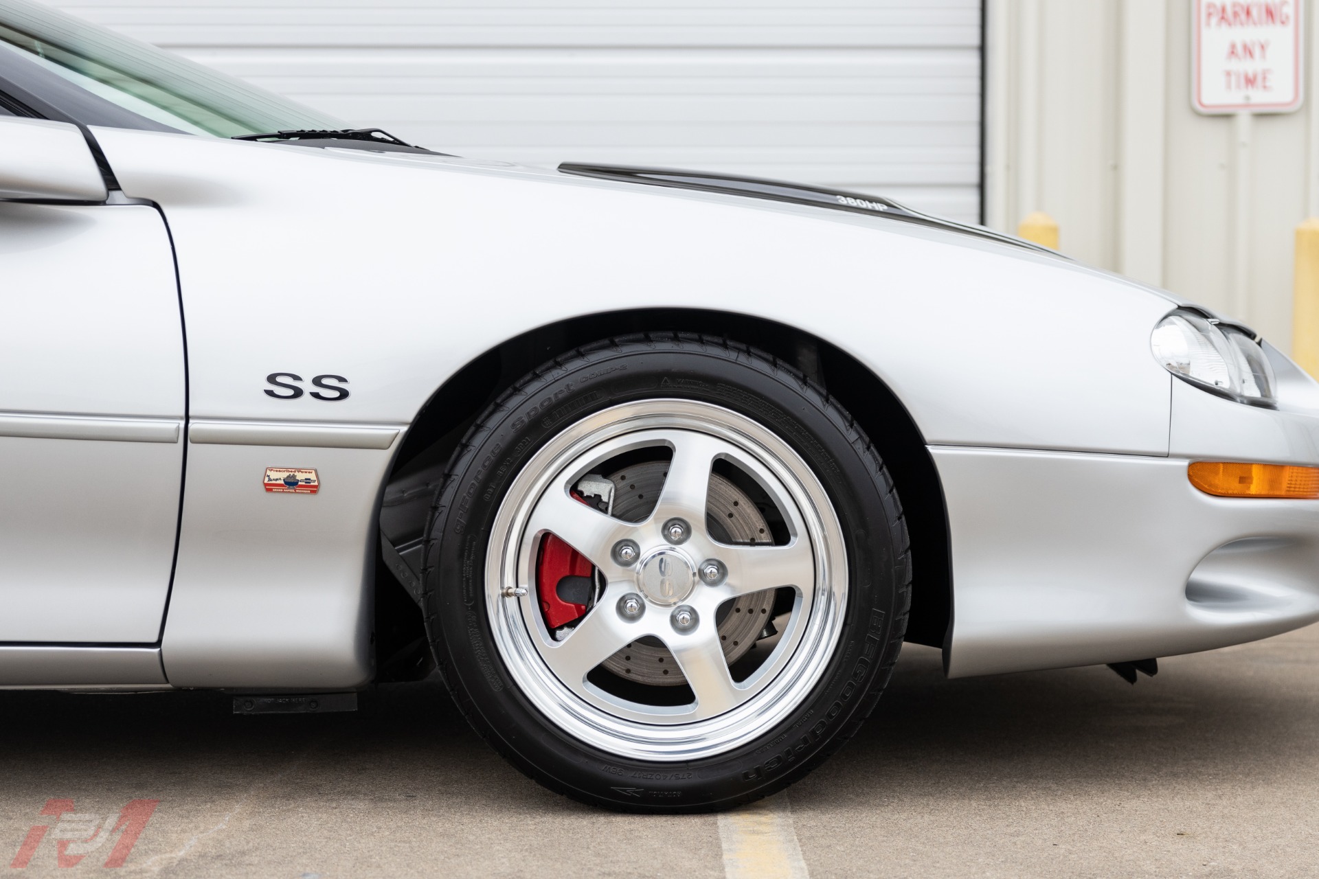 Used-2002-Chevrolet-Camaro-SS-Berger