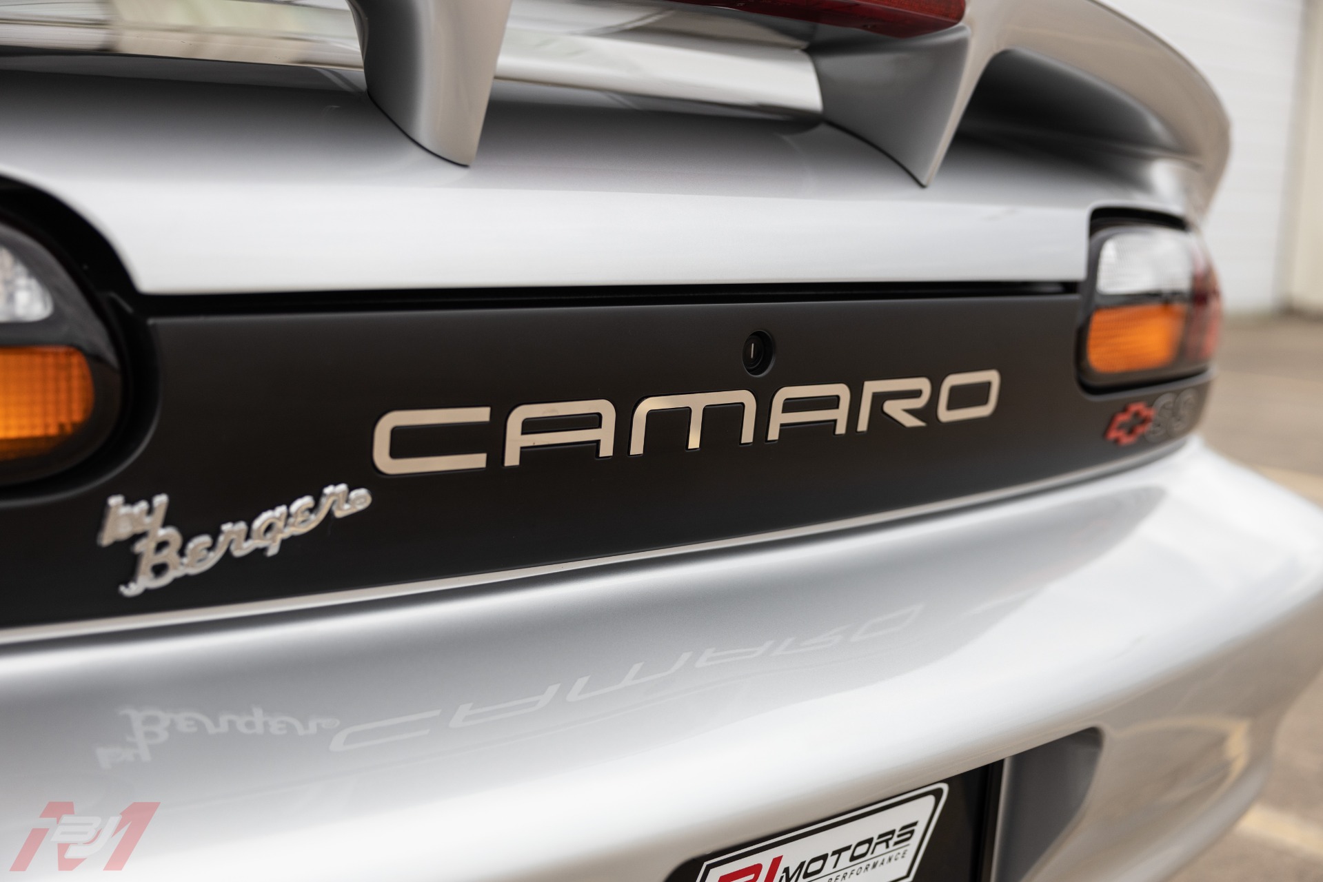Used-2002-Chevrolet-Camaro-SS-Berger
