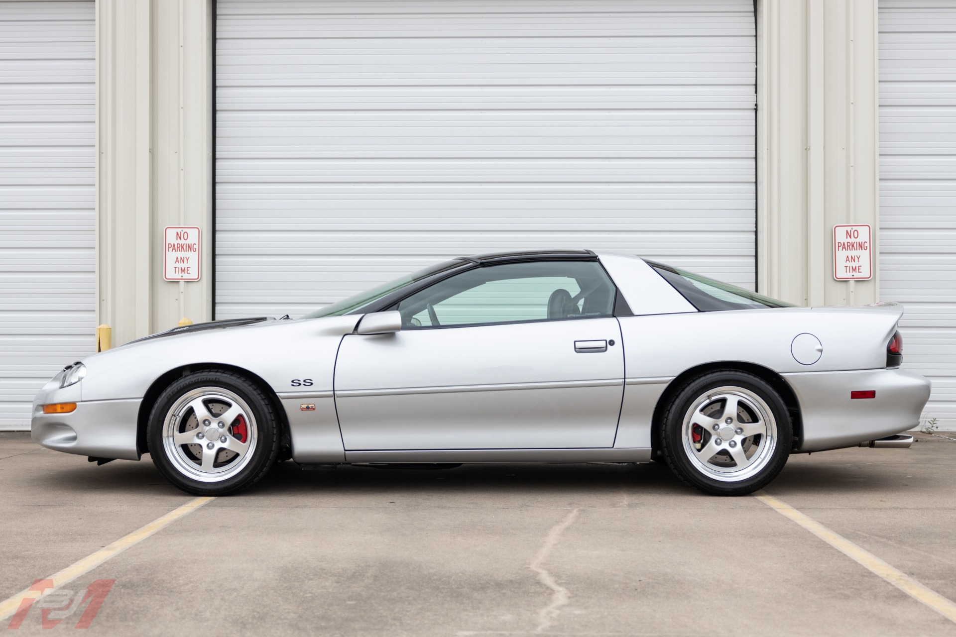 Used-2002-Chevrolet-Camaro-SS-Berger