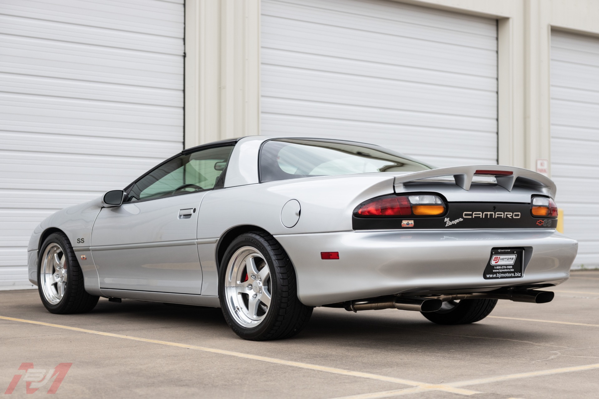 Used-2002-Chevrolet-Camaro-SS-Berger