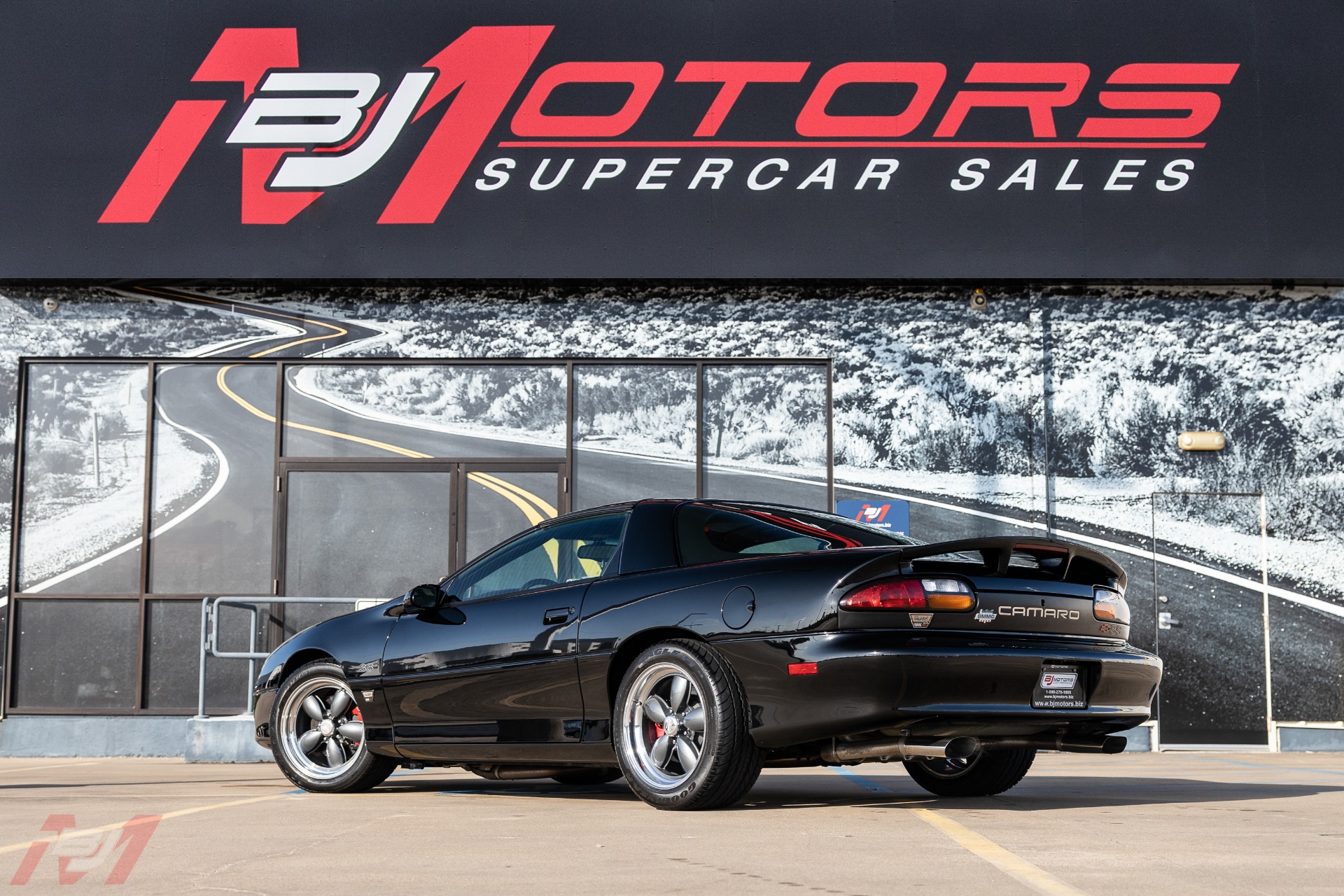 Used-2001-Chevrolet-Camaro-SS-Intimidator