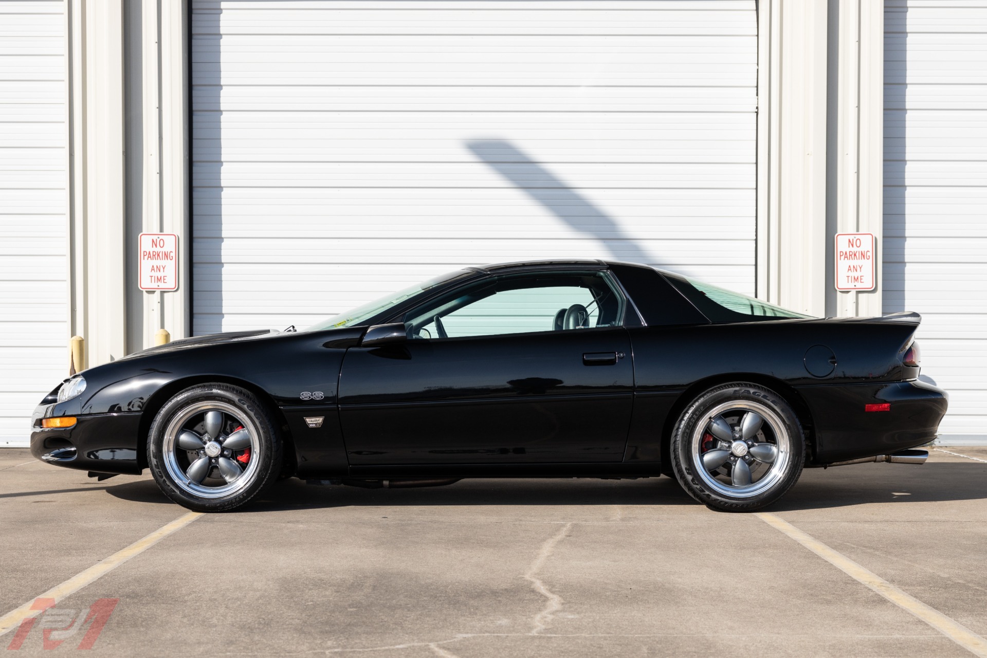 Used-2001-Chevrolet-Camaro-SS-Intimidator