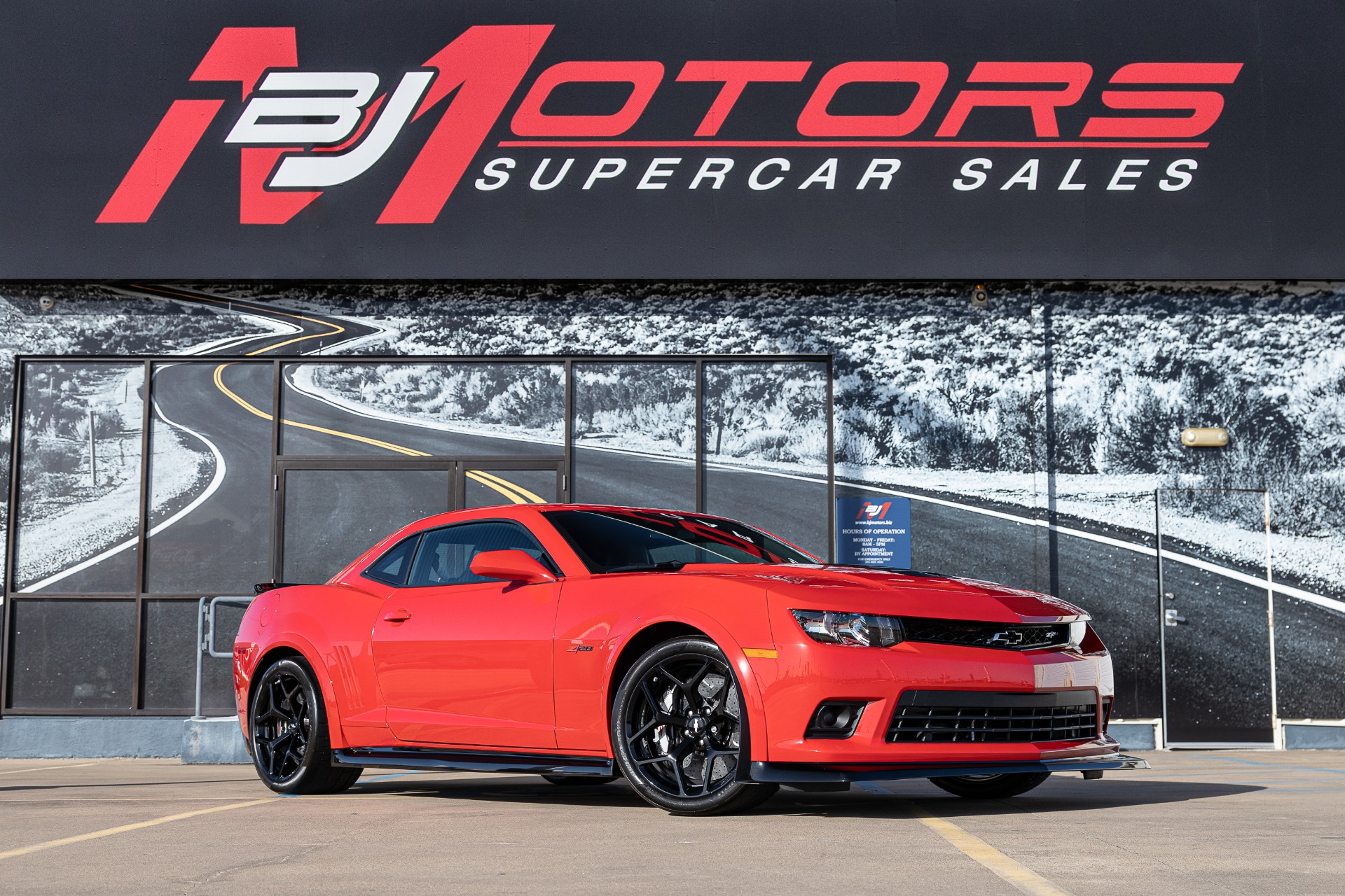 Used-2015-Chevrolet-Camaro-Z28