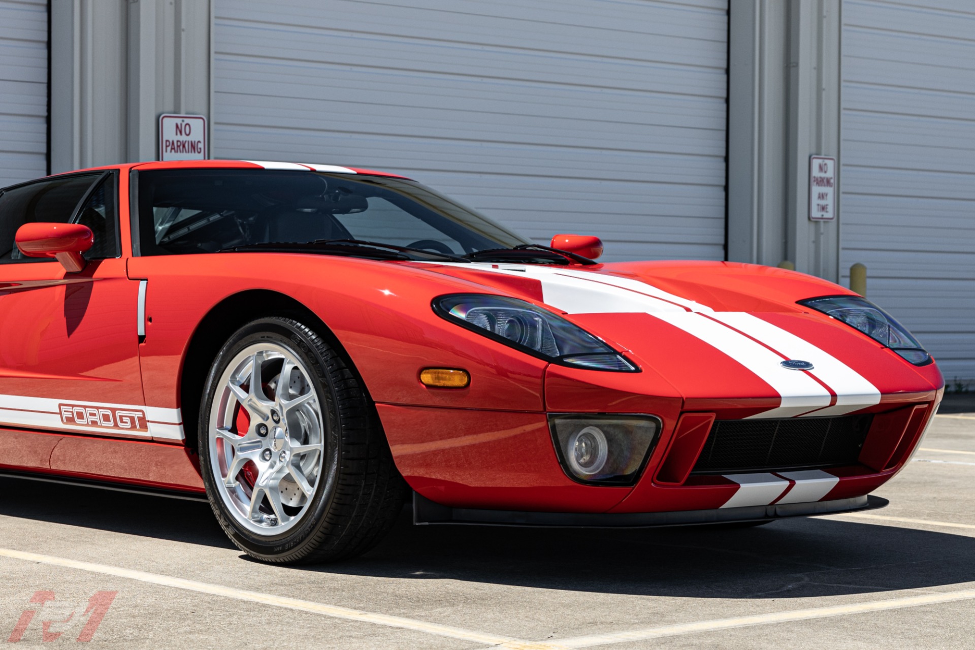 Used-2005-Ford-GT-4-Option-Car-with-178-Miles