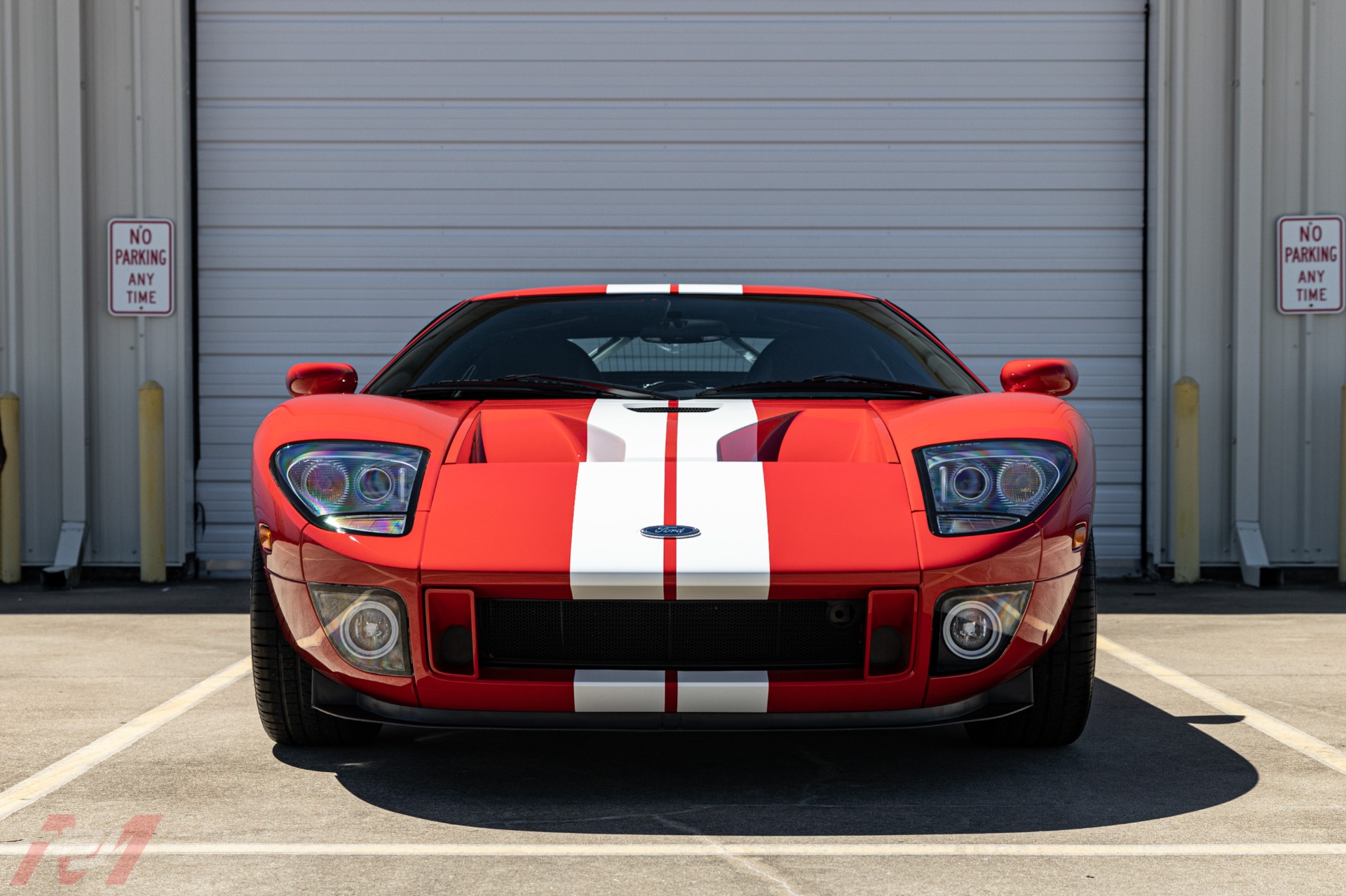 Used-2005-Ford-GT-4-Option-Car-with-178-Miles