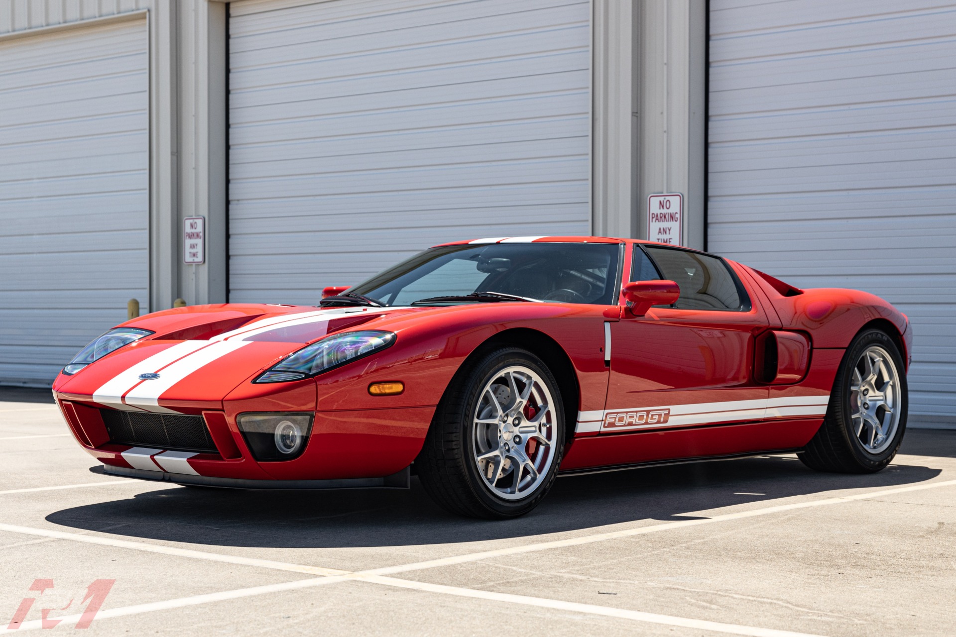 Used-2005-Ford-GT-4-Option-Car-with-178-Miles