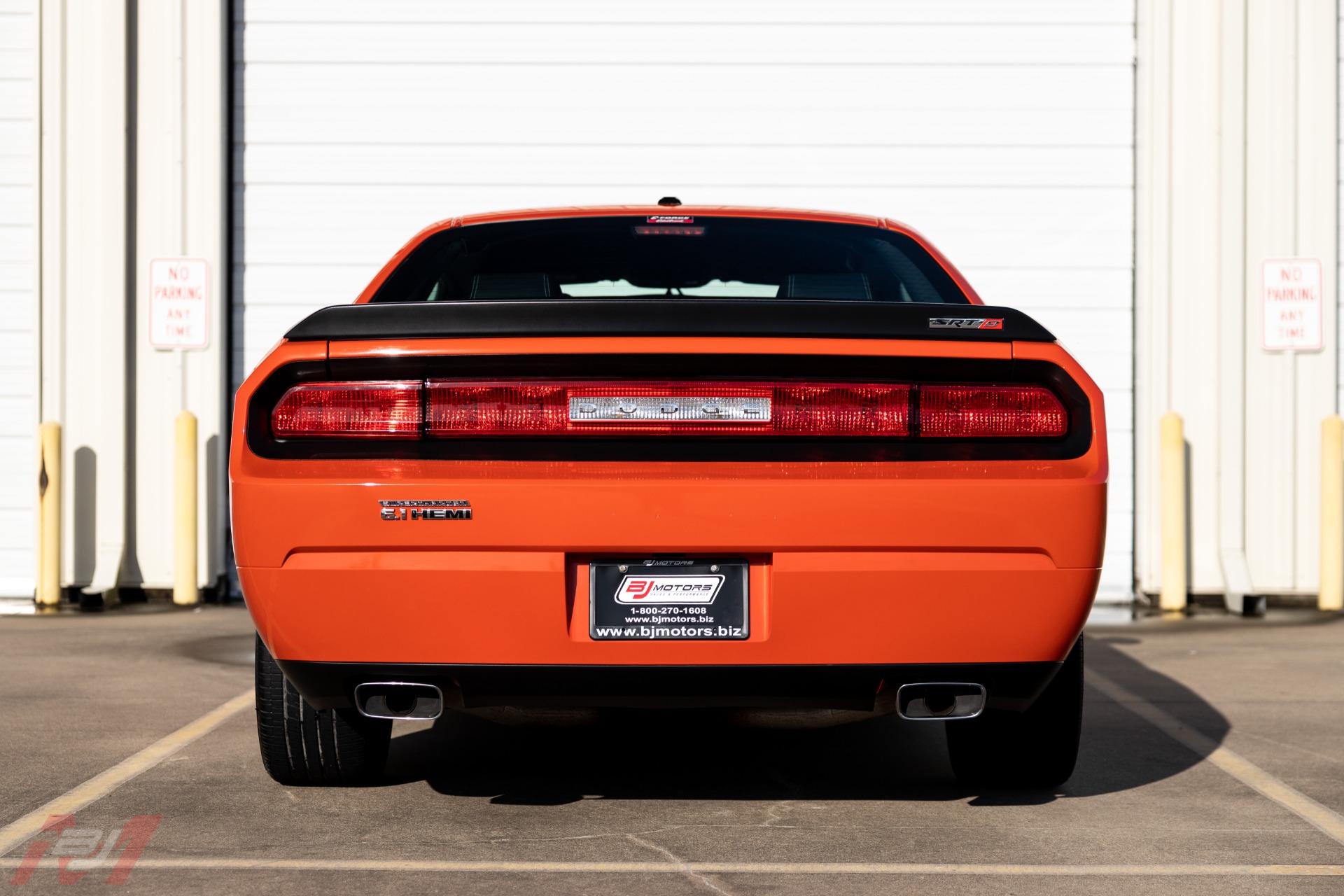 Used-2009-Dodge-Challenger-SRT8-6-Speed-Supercharged