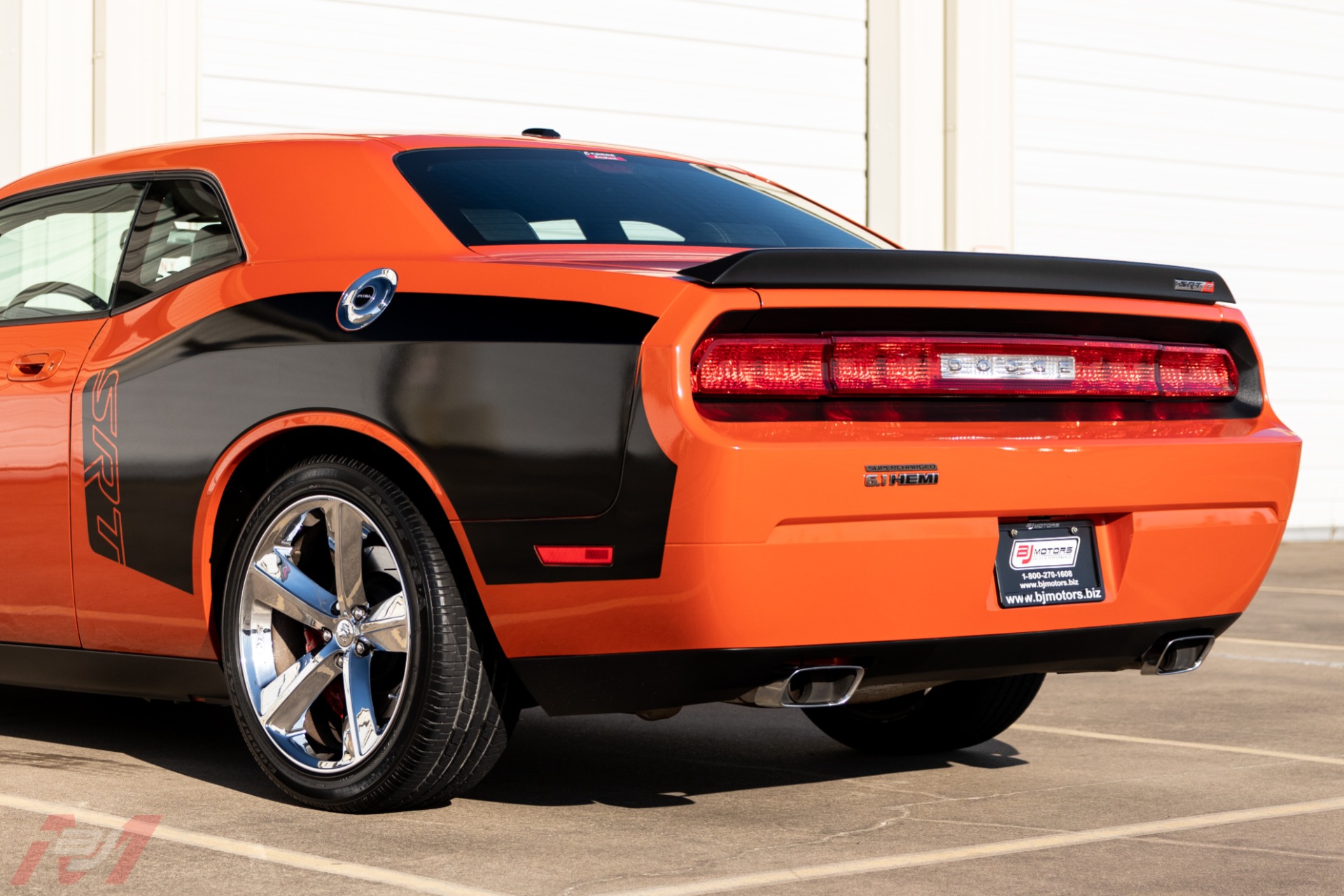 Used-2009-Dodge-Challenger-SRT8-6-Speed-Supercharged