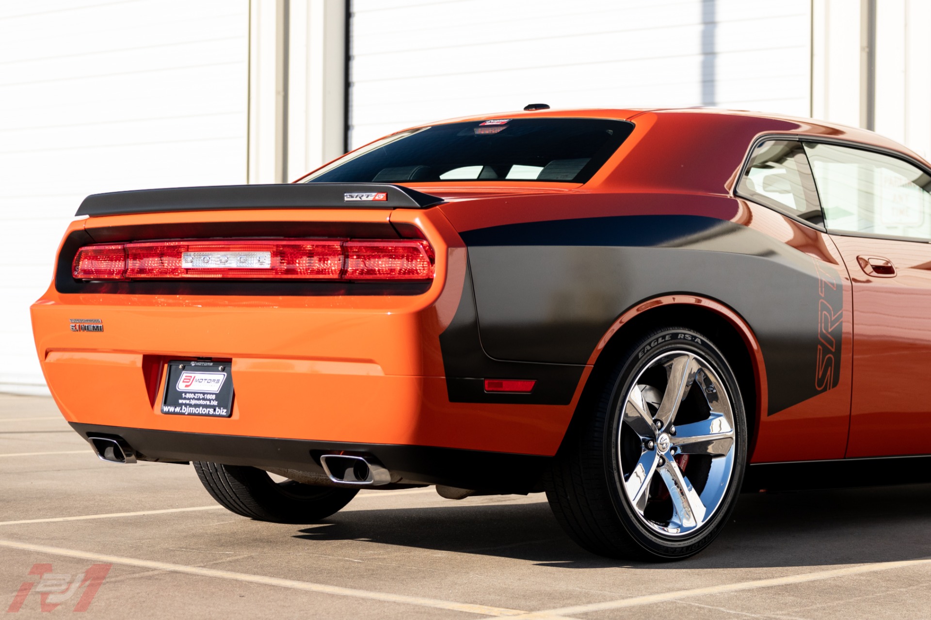 Used-2009-Dodge-Challenger-SRT8-6-Speed-Supercharged