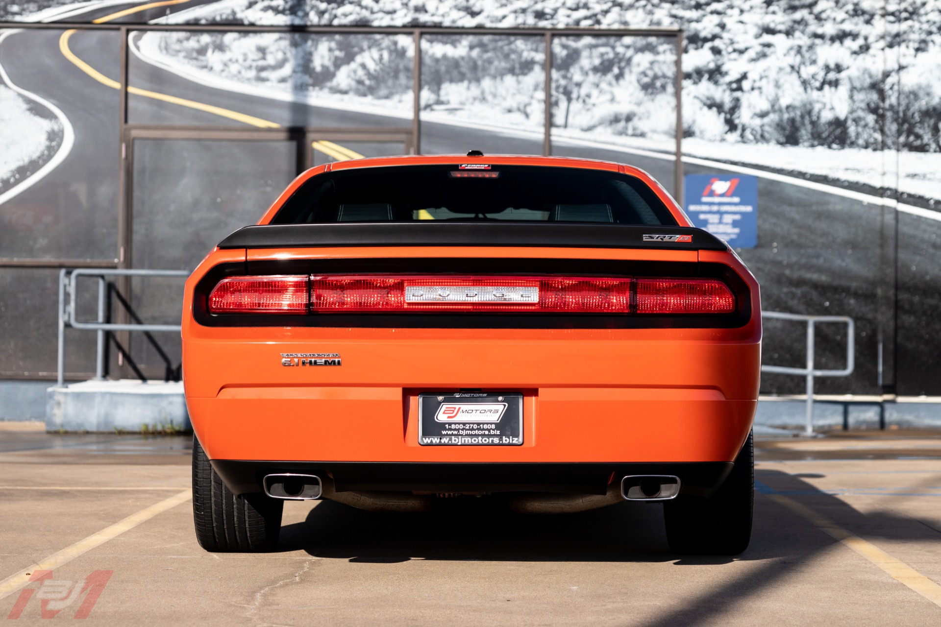 Used-2009-Dodge-Challenger-SRT8-6-Speed-Supercharged