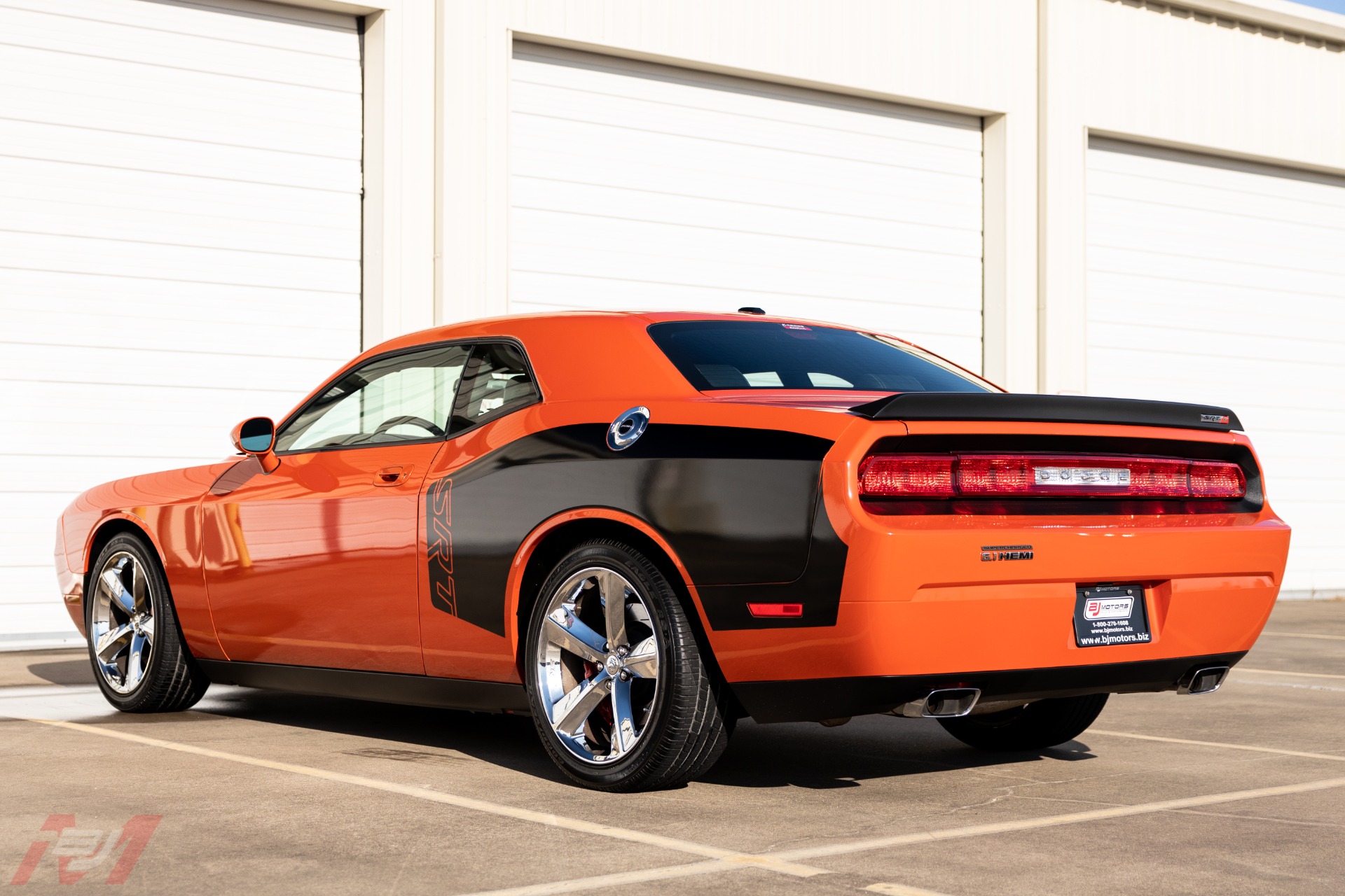 Used-2009-Dodge-Challenger-SRT8-6-Speed-Supercharged