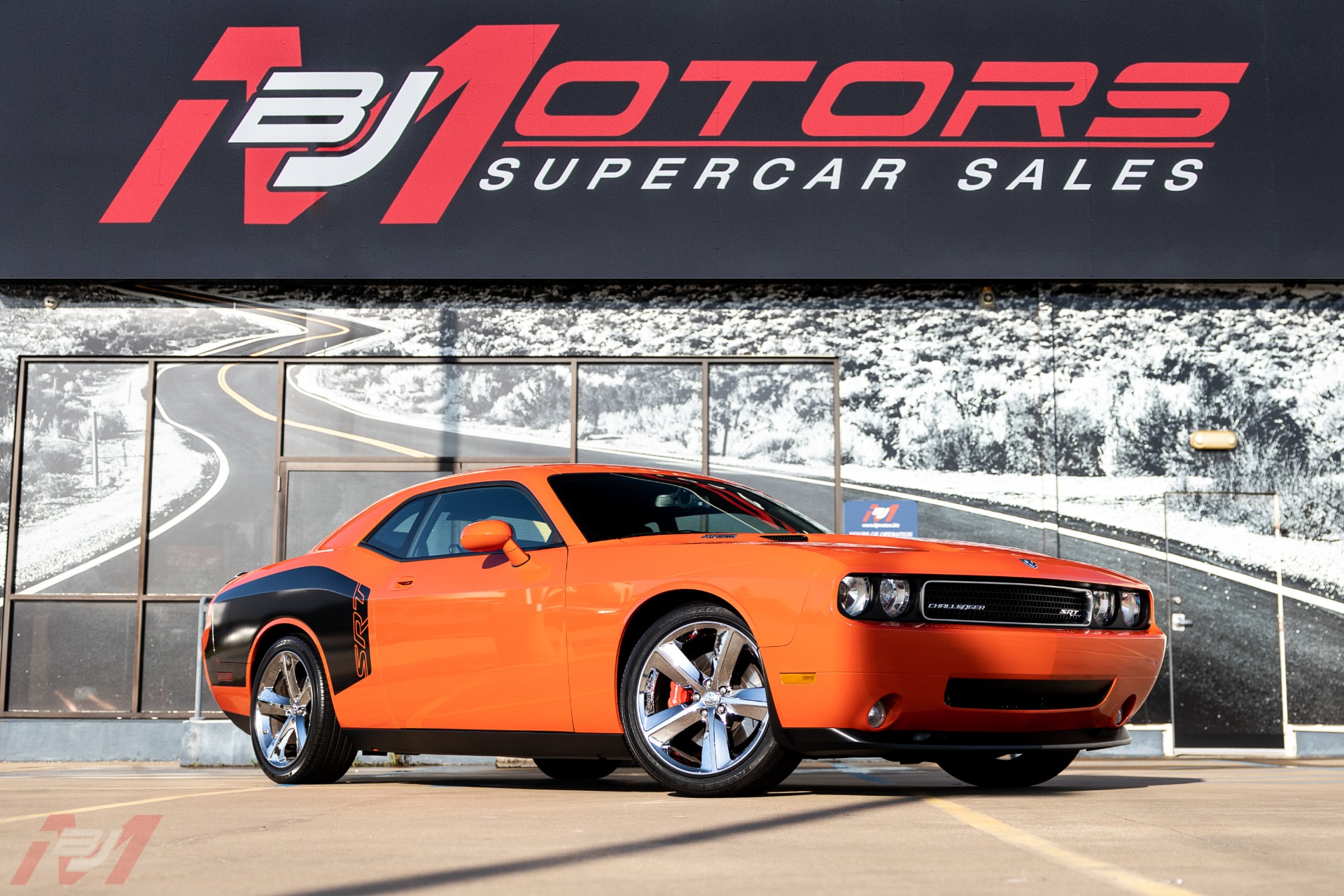 Used-2009-Dodge-Challenger-SRT8-6-Speed-Supercharged