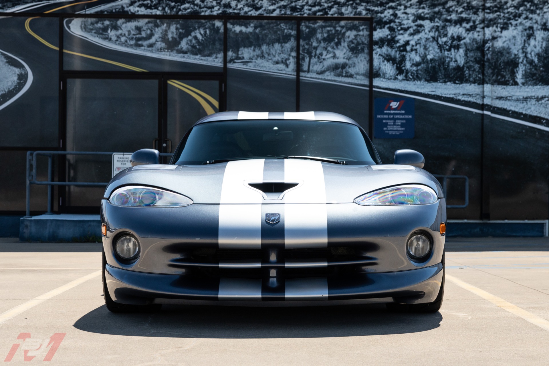 Used-2000-Dodge-Viper-GTS