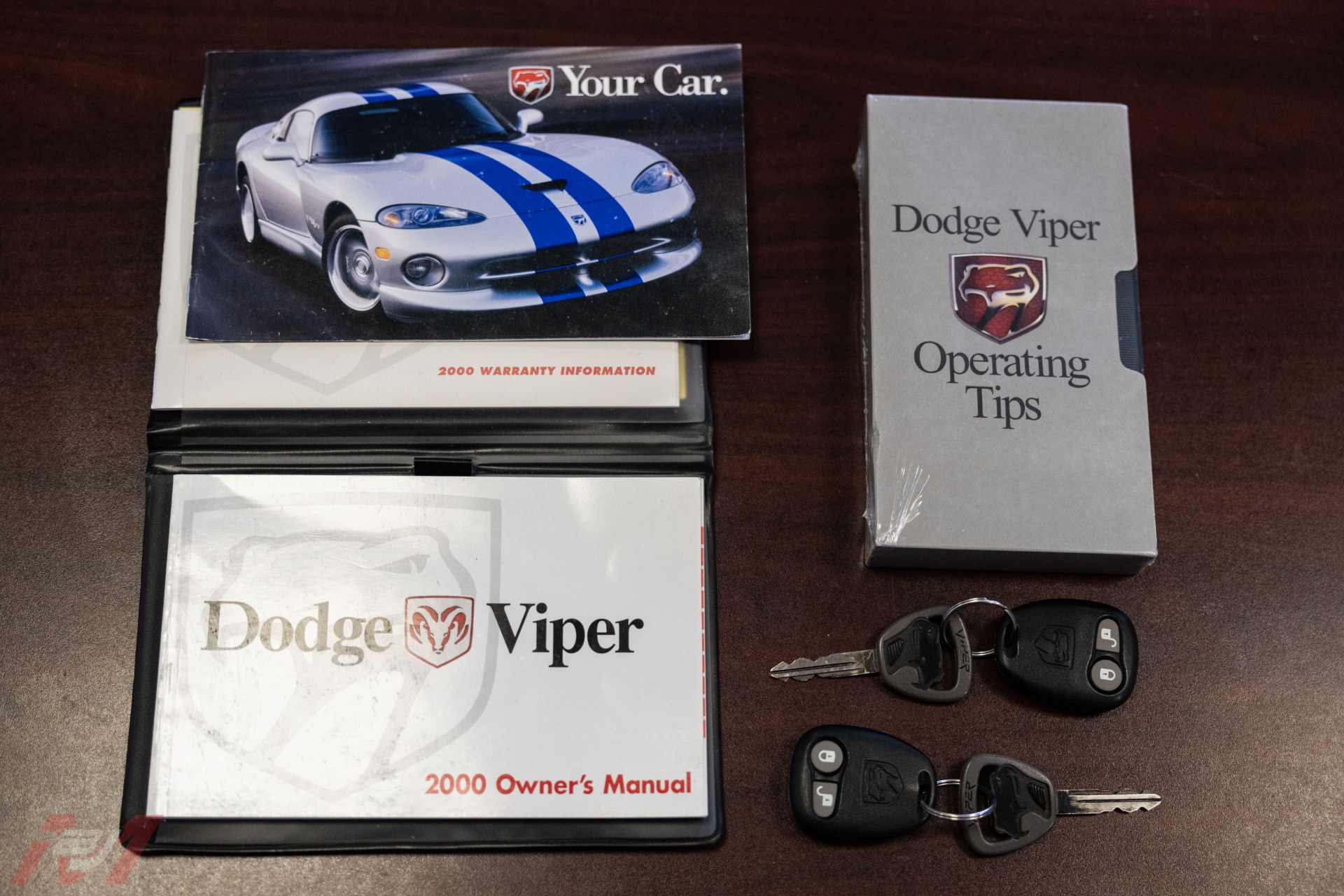 Used-2000-Dodge-Viper-GTS