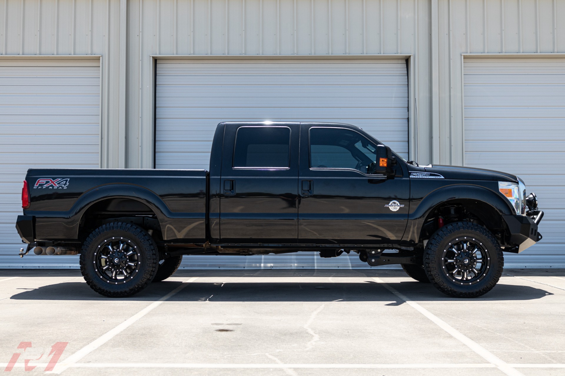 Used-2015-Ford-F-250-Super-Duty-Lariat-FX4