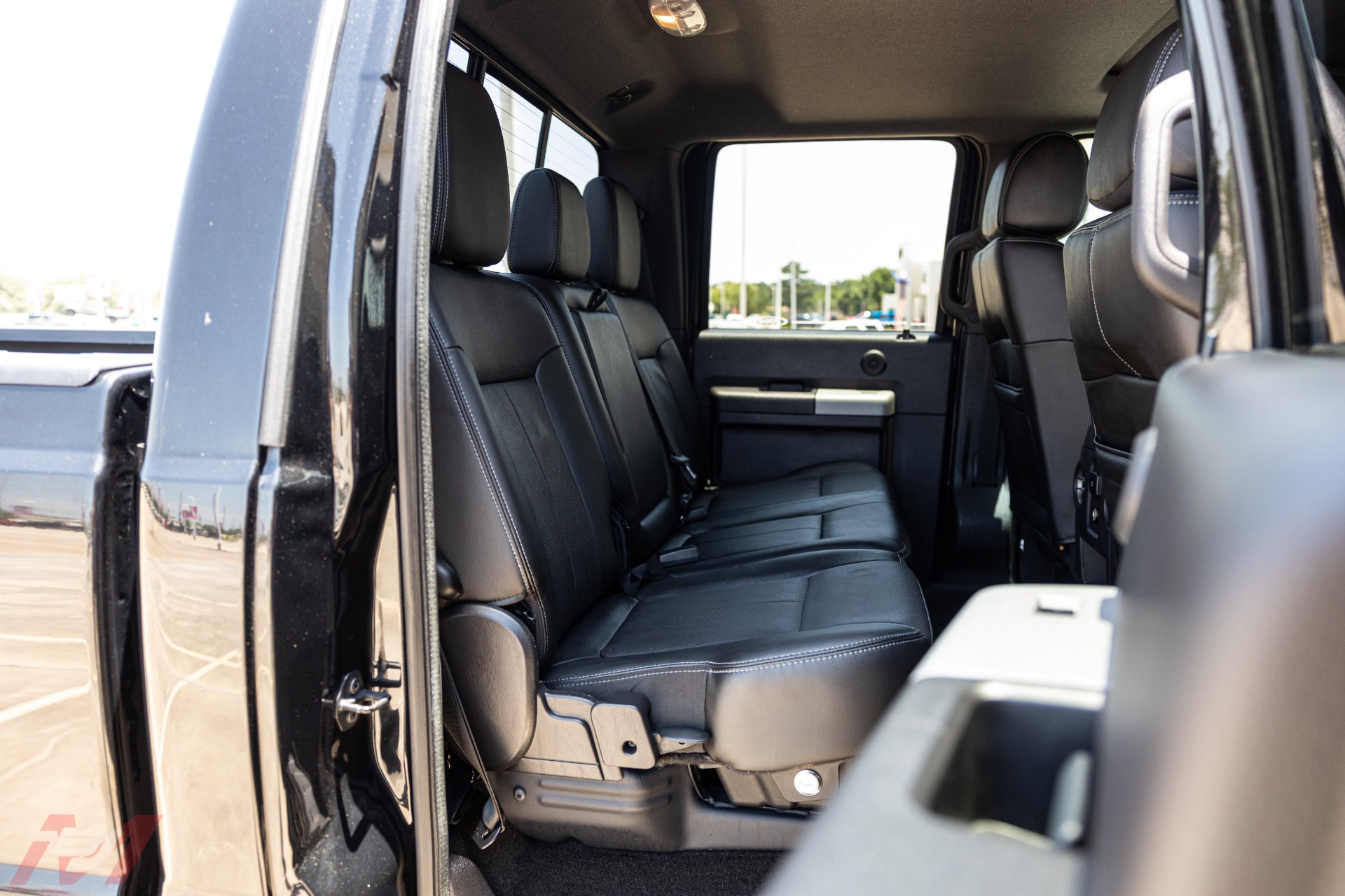 Used-2015-Ford-F-250-Super-Duty-Lariat-FX4