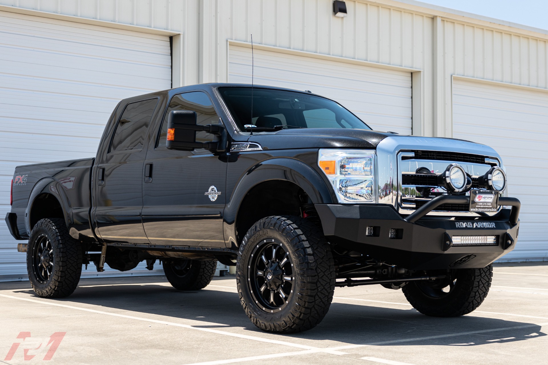 Used-2015-Ford-F-250-Super-Duty-Lariat-FX4