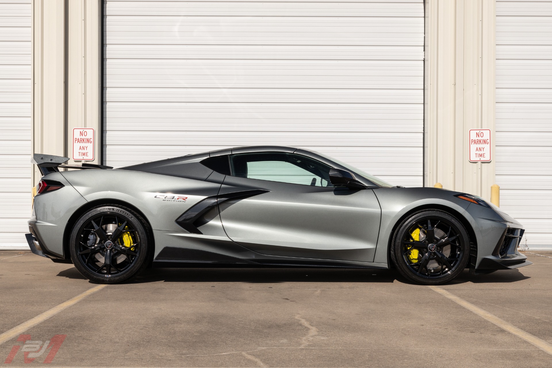 Used-2022-Chevrolet-Corvette-Stingray-3LT-C8R-Edition