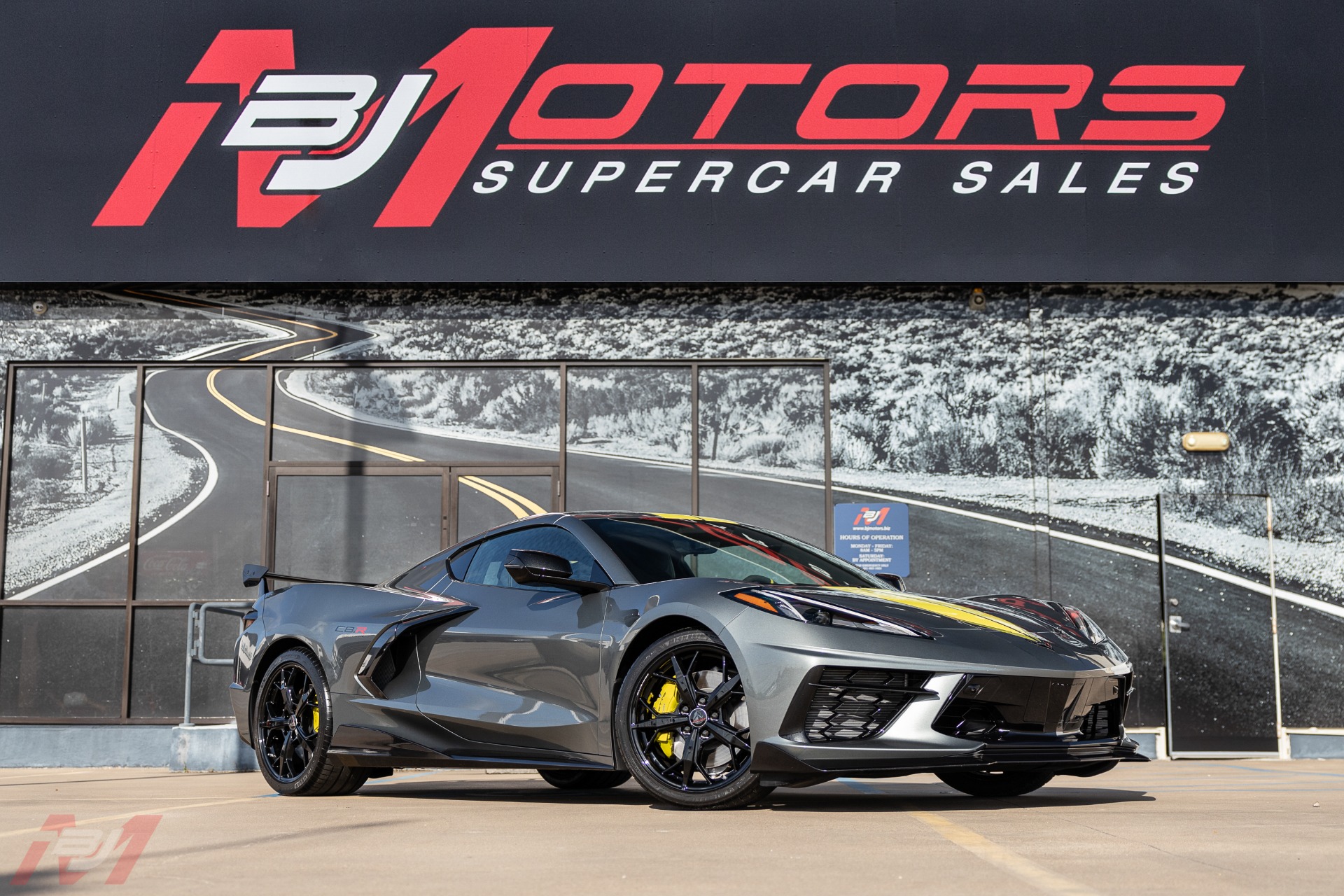 Used-2022-Chevrolet-Corvette-Stingray-3LT-C8R-Edition