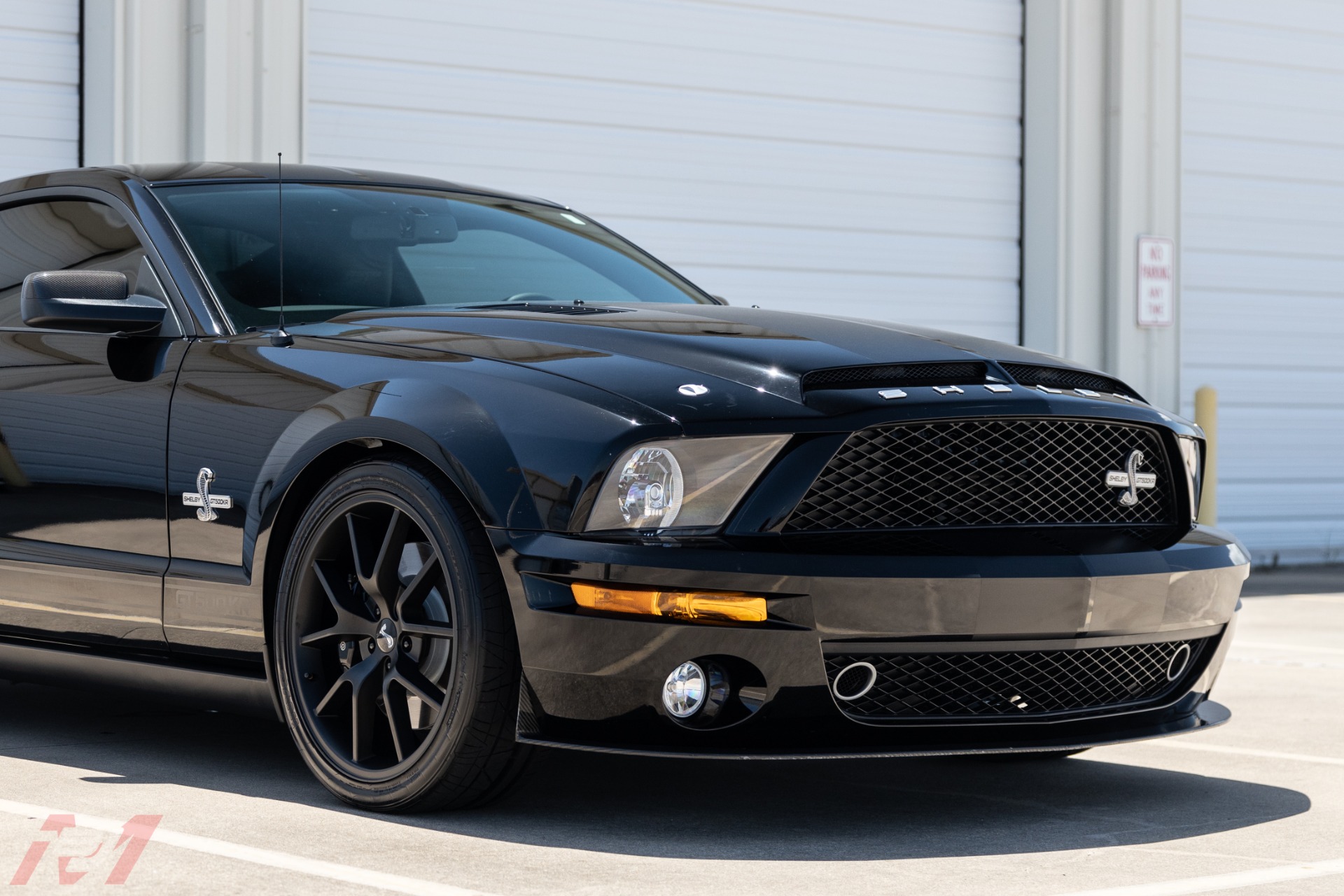 Used-2009-Ford-Mustang-Shelby-GT500KR