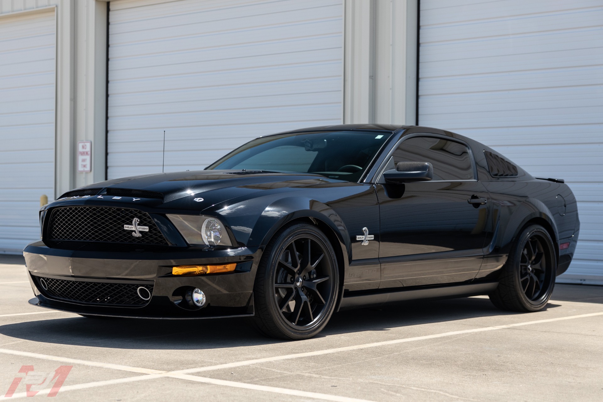 Used-2009-Ford-Mustang-Shelby-GT500KR