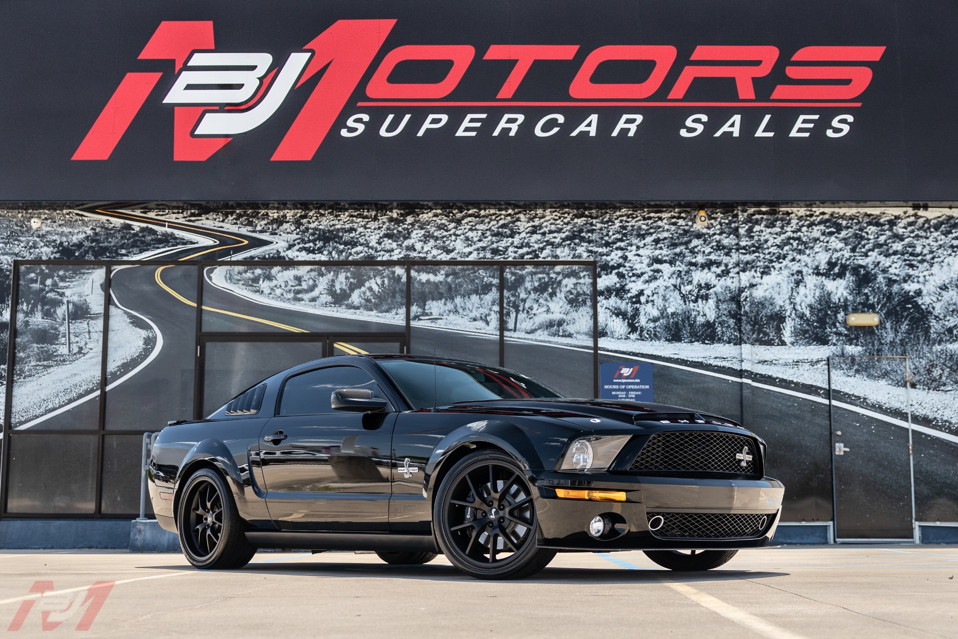 Used-2009-Ford-Mustang-Shelby-GT500KR