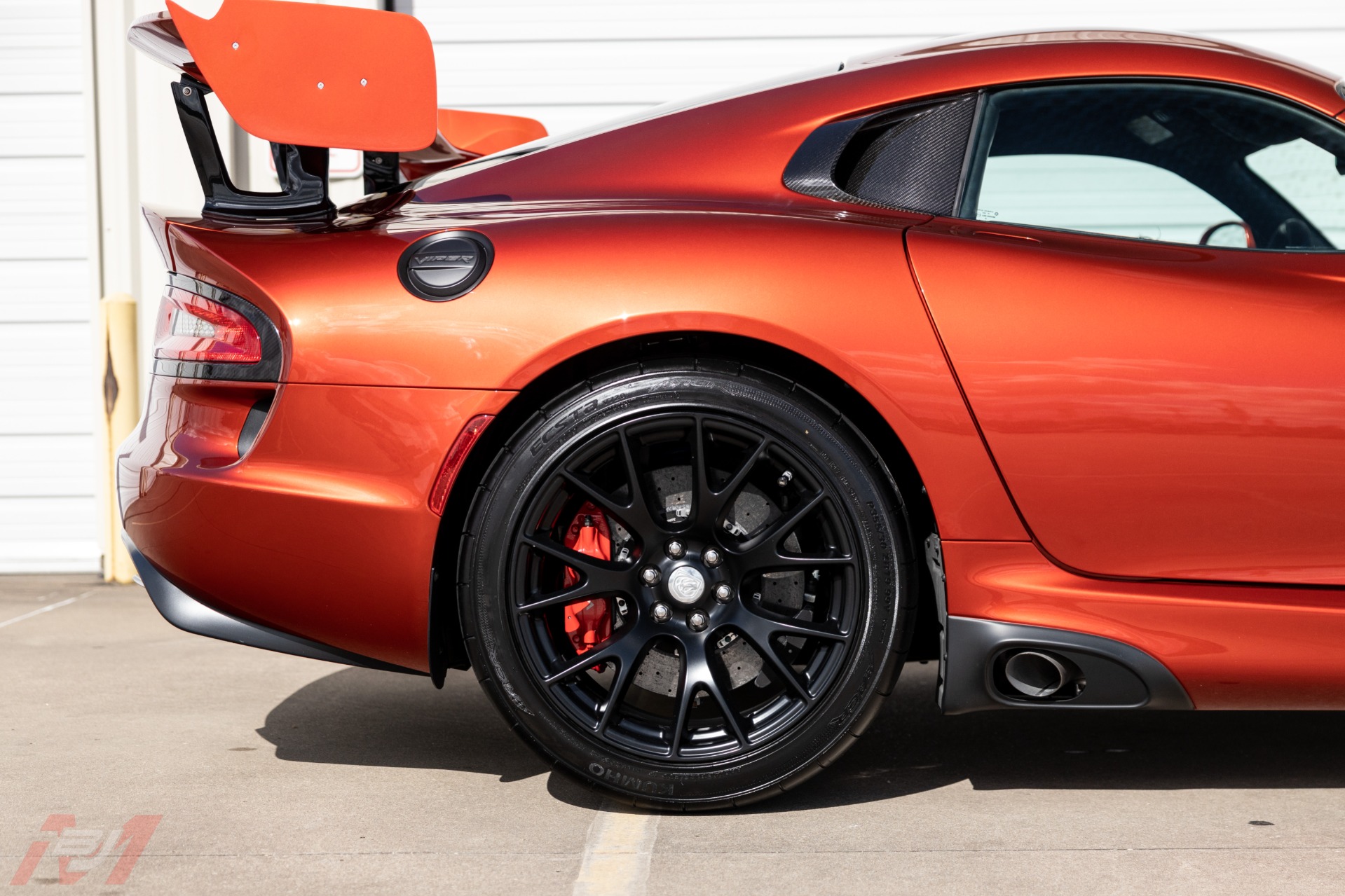 Used-2016-Dodge-Viper-ACR-Stryker-Orange